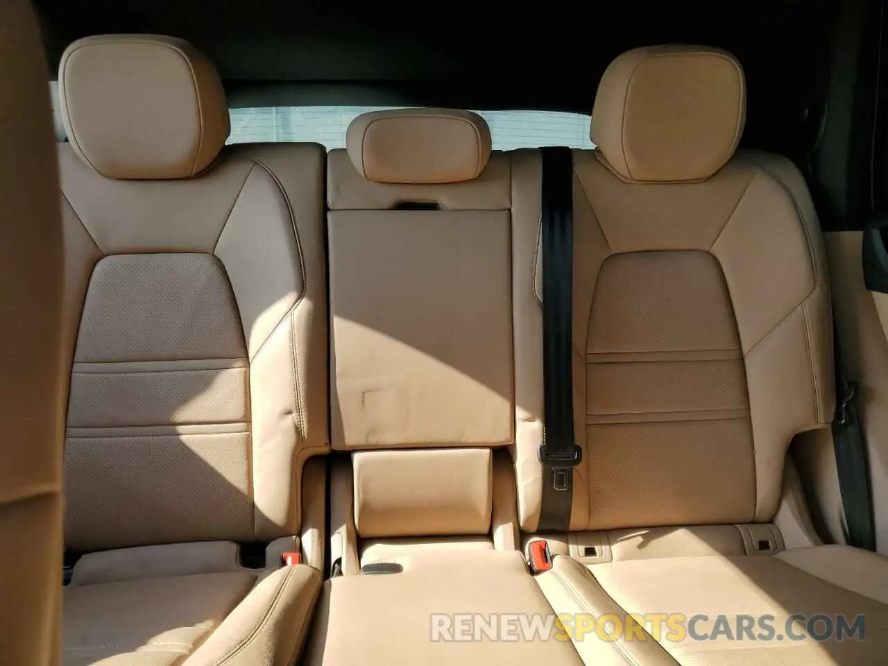 10 Photograph of a damaged car WP1AA2AY2MDA04727 PORSCHE CAYENNE 2021