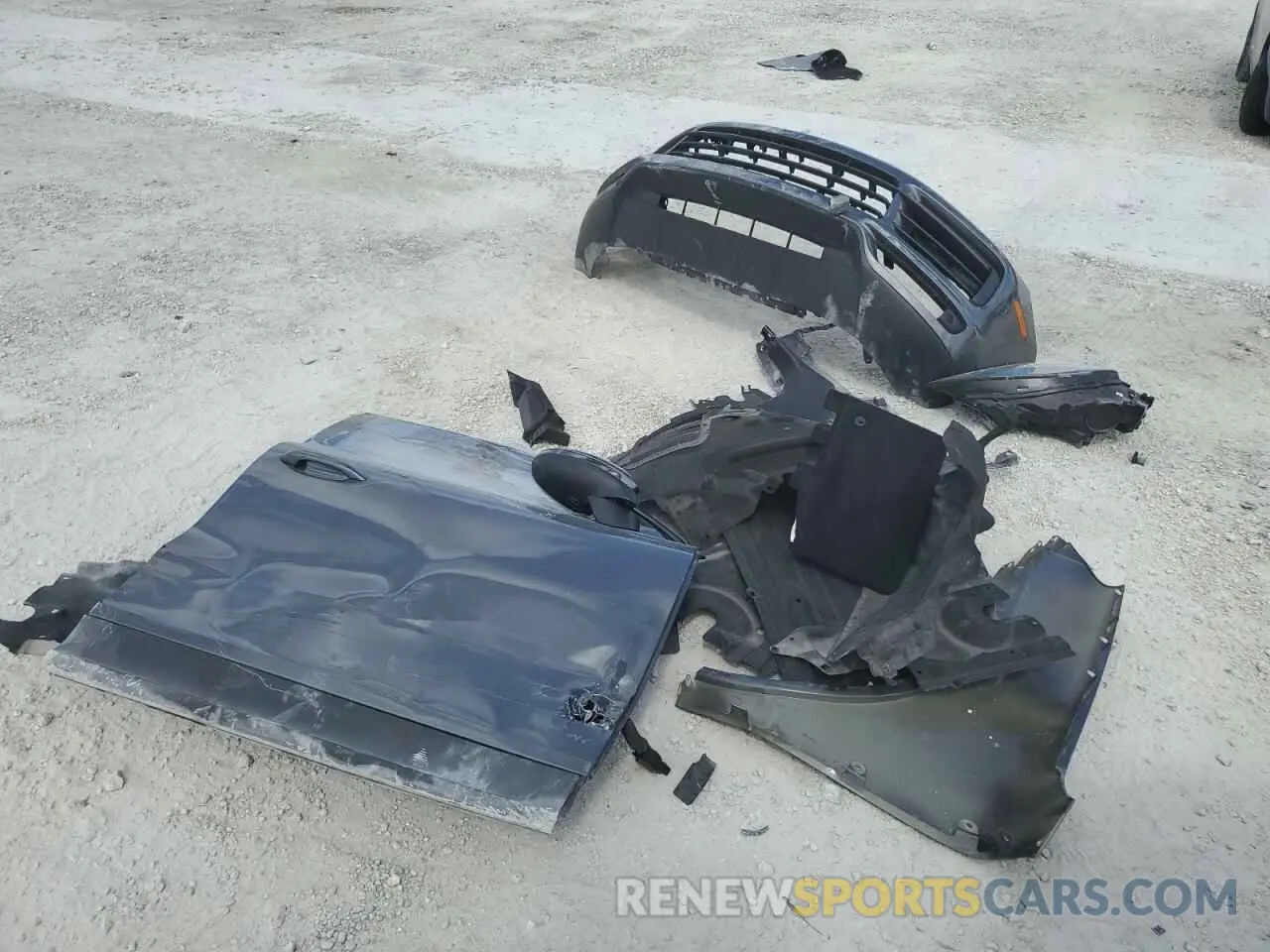 13 Photograph of a damaged car WP1AA2AY2MDA07577 PORSCHE CAYENNE 2021