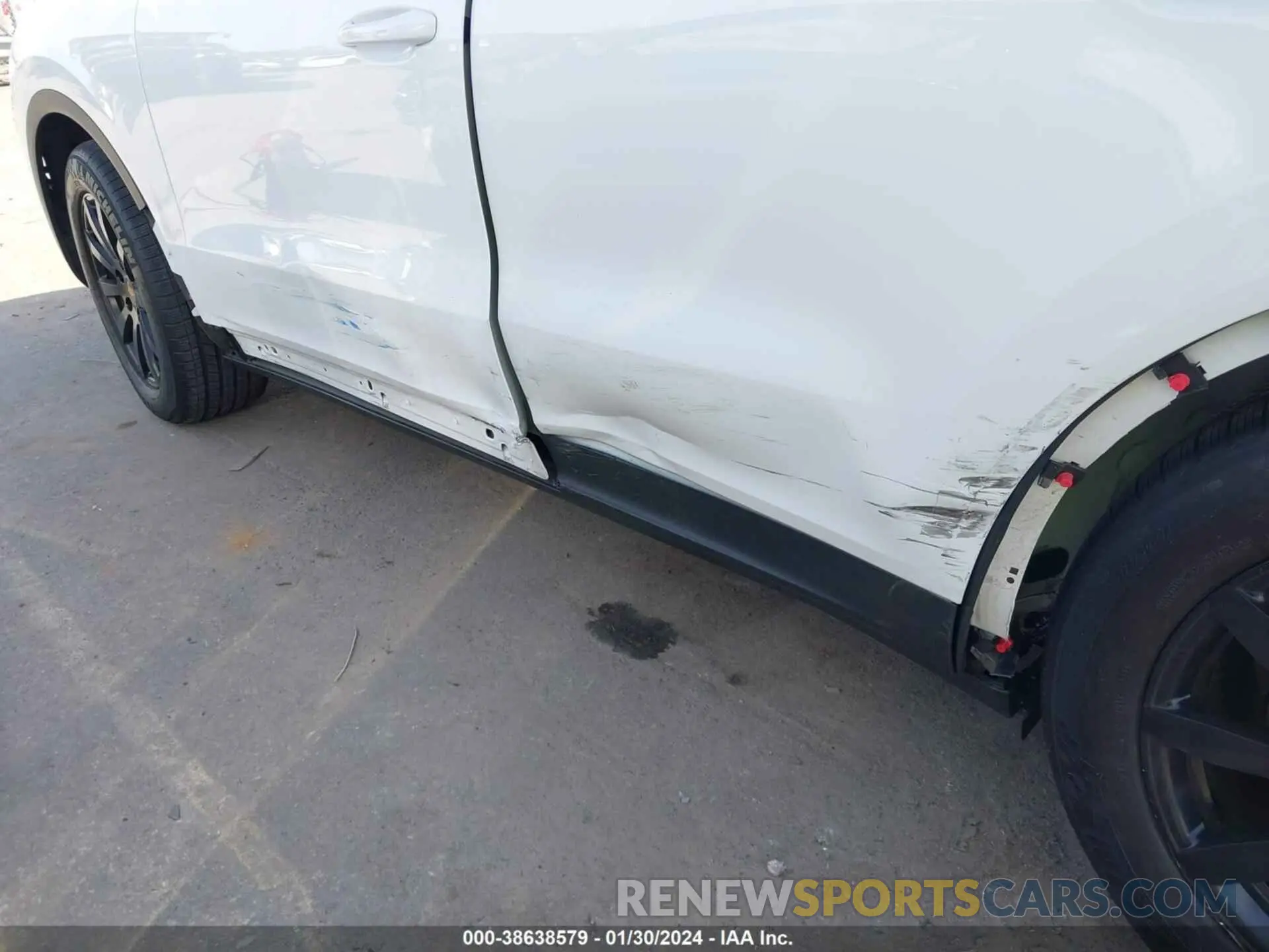 12 Photograph of a damaged car WP1AA2AY4MDA06950 PORSCHE CAYENNE 2021