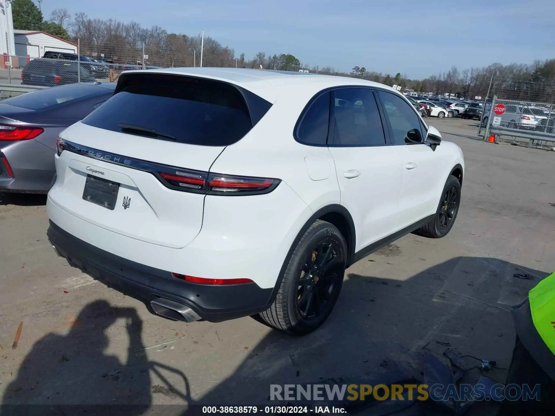 4 Photograph of a damaged car WP1AA2AY4MDA06950 PORSCHE CAYENNE 2021