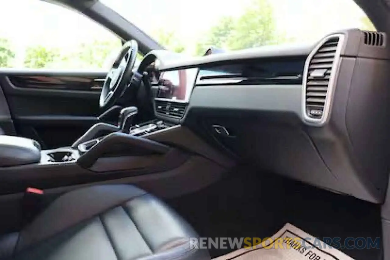 5 Photograph of a damaged car WP1AA2AY6MDA03XXX PORSCHE CAYENNE 2021