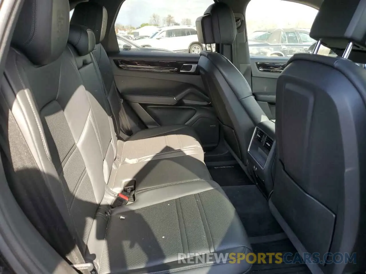 11 Photograph of a damaged car WP1AA2AY6MDA05024 PORSCHE CAYENNE 2021