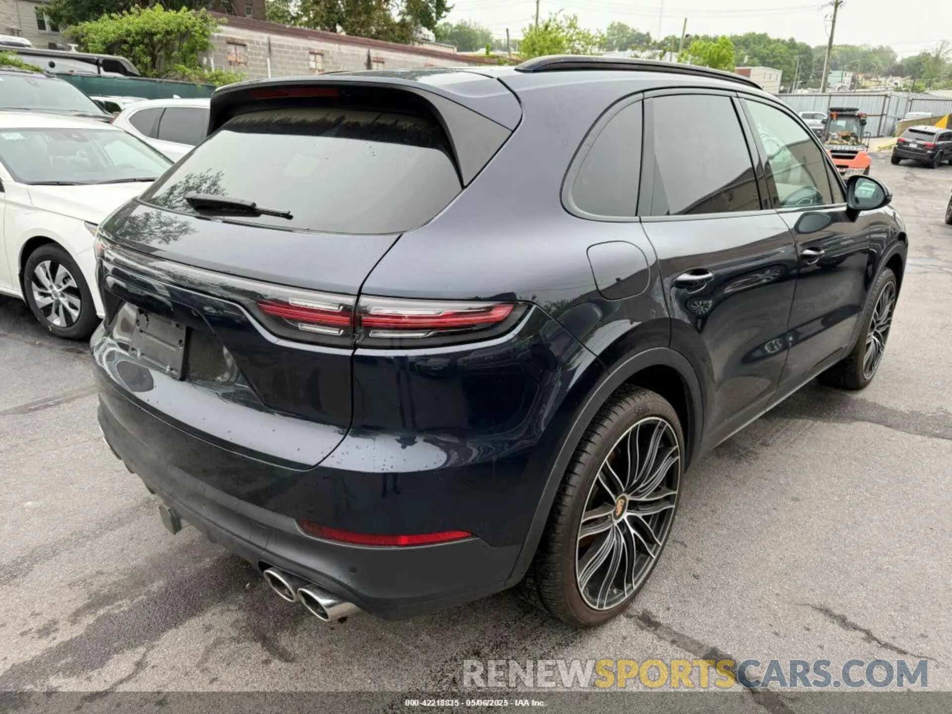 4 Photograph of a damaged car WP1AA2AYXMDA02563 PORSCHE CAYENNE 2021