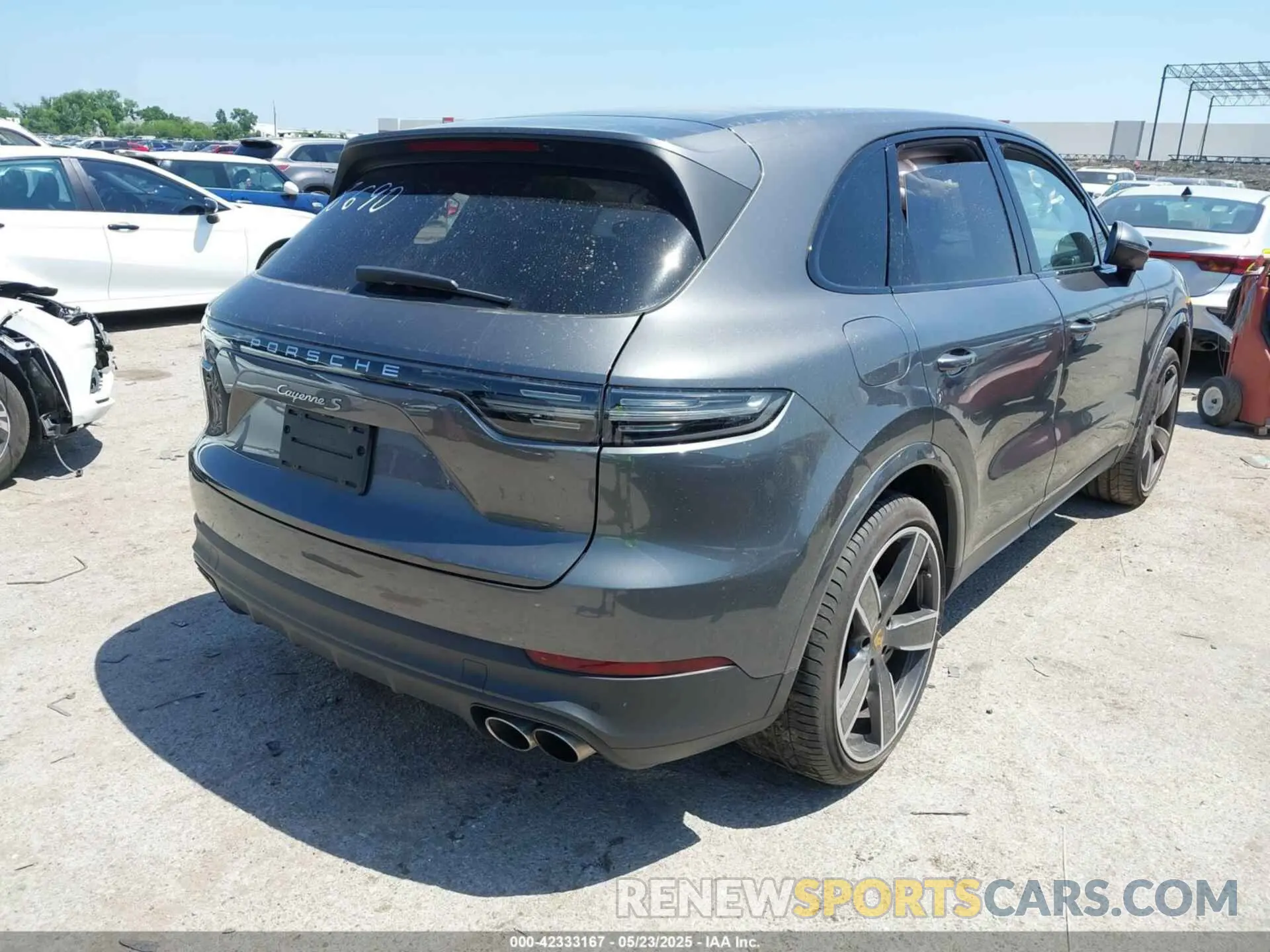 4 Photograph of a damaged car WP1AB2AY8MDA28690 PORSCHE CAYENNE 2021