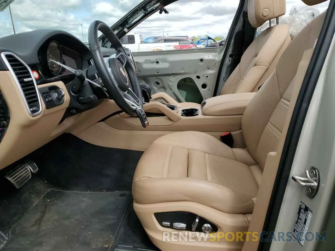 7 Photograph of a damaged car WP1AB2AYXMDA28173 PORSCHE CAYENNE 2021