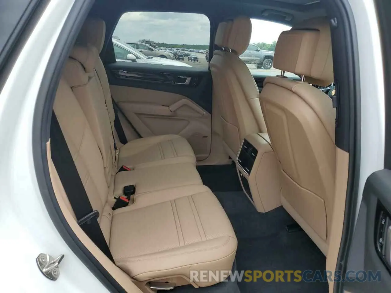 11 Photograph of a damaged car WP1AE2AY1MDA24696 PORSCHE CAYENNE 2021