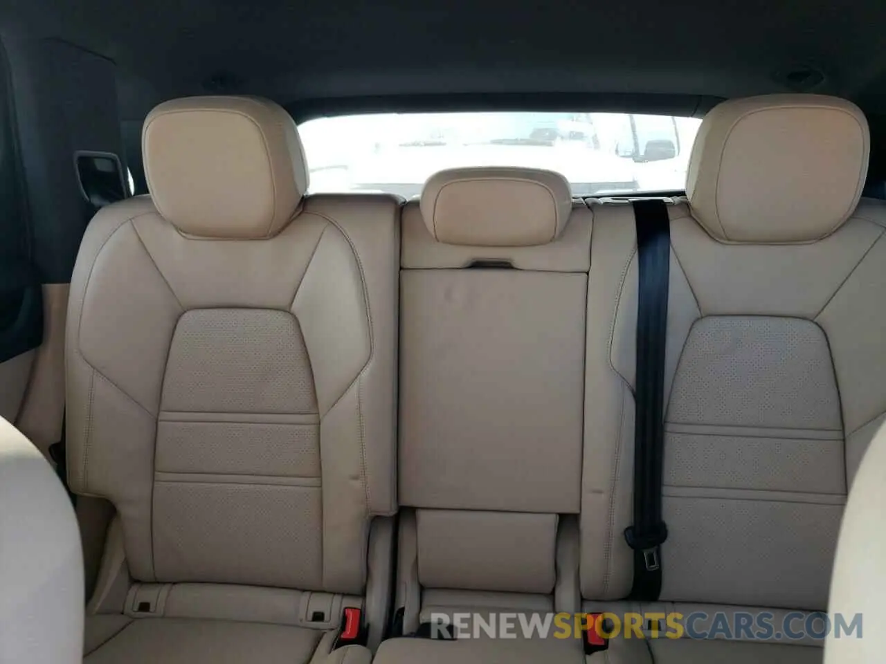 10 Photograph of a damaged car WP1AE2AYXMDA24681 PORSCHE CAYENNE 2021