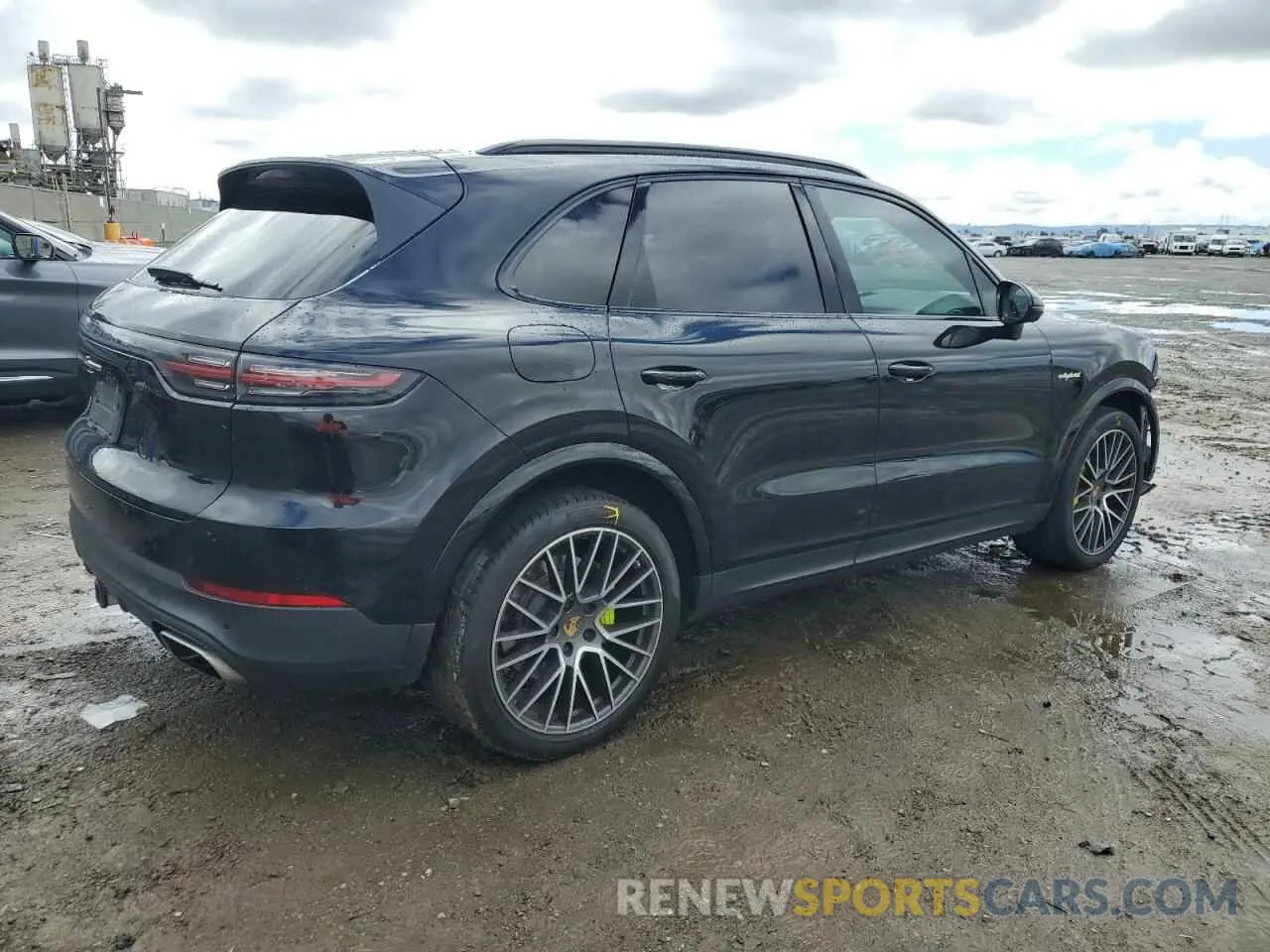 3 Photograph of a damaged car WP1AE2AYXMDA24972 PORSCHE CAYENNE 2021