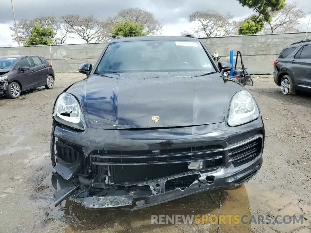 5 Photograph of a damaged car WP1AE2AYXMDA24972 PORSCHE CAYENNE 2021