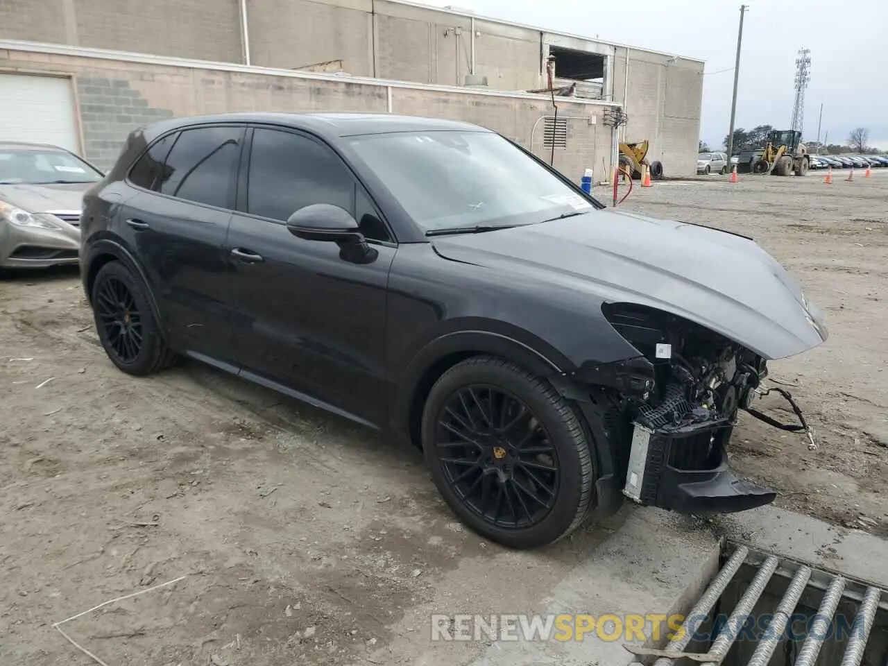 4 Photograph of a damaged car WP1AG2AY0MDA34761 PORSCHE CAYENNE 2021