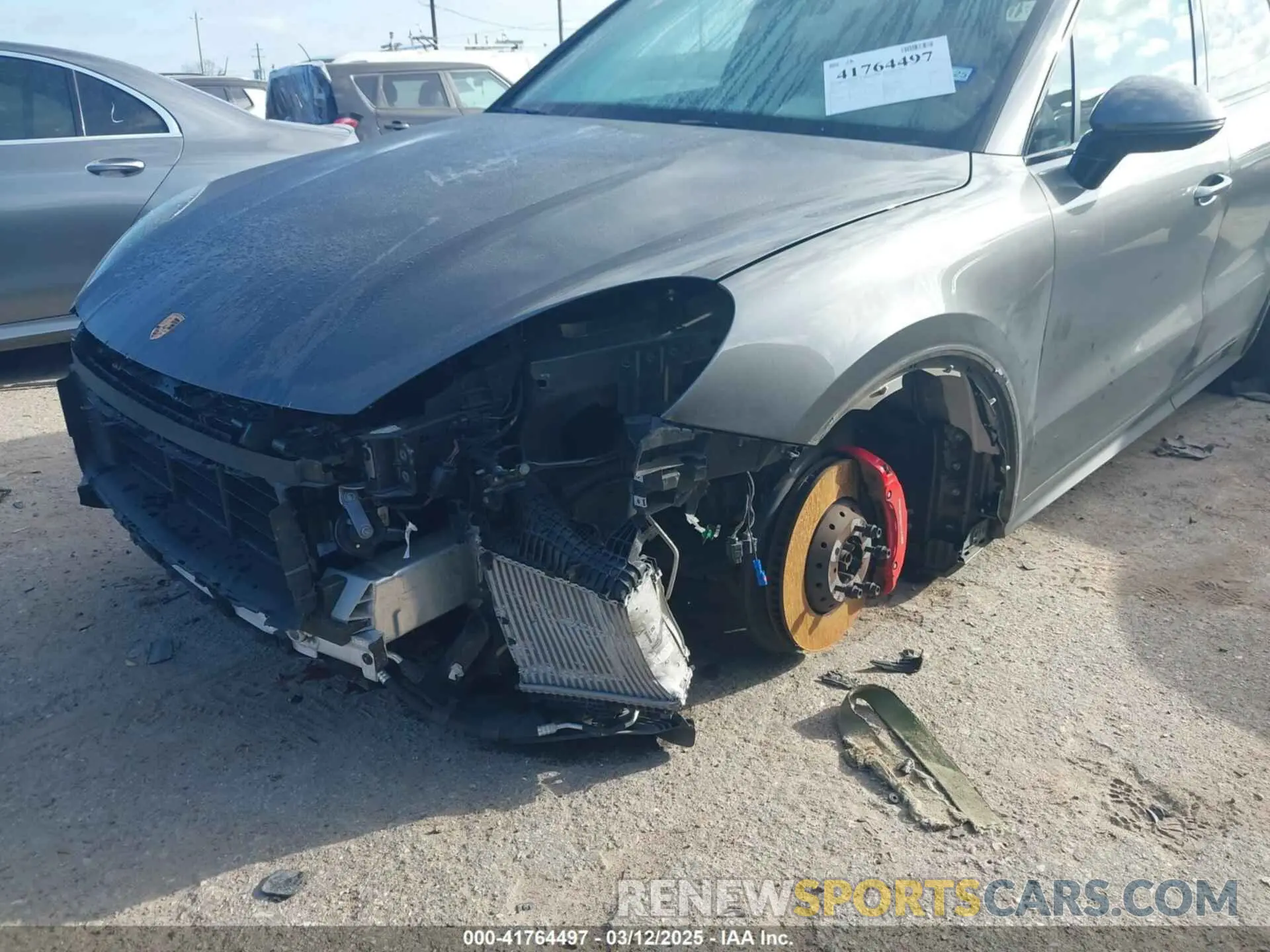 18 Photograph of a damaged car WP1AG2AY5MDA33993 PORSCHE CAYENNE 2021