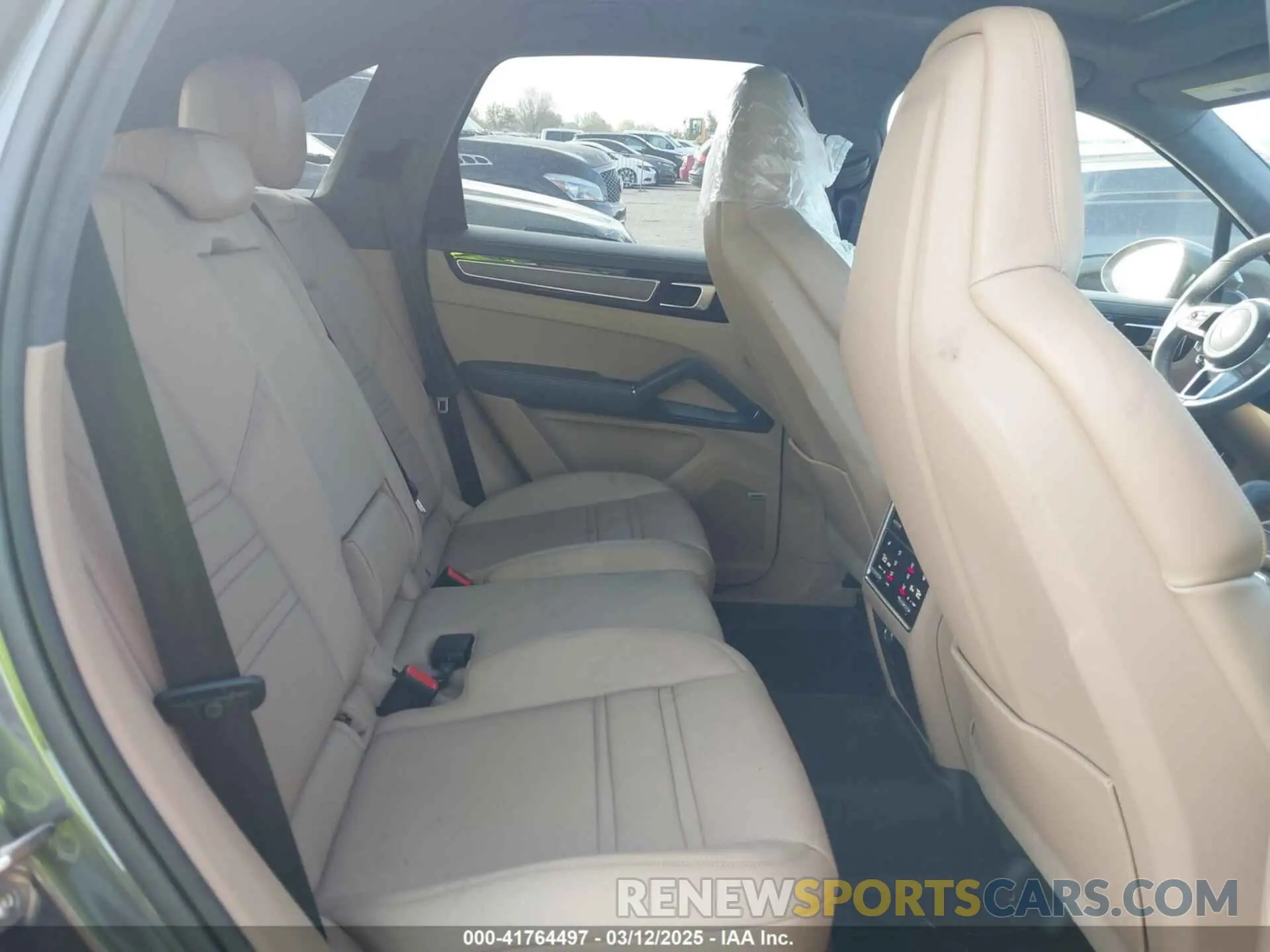 8 Photograph of a damaged car WP1AG2AY5MDA33993 PORSCHE CAYENNE 2021