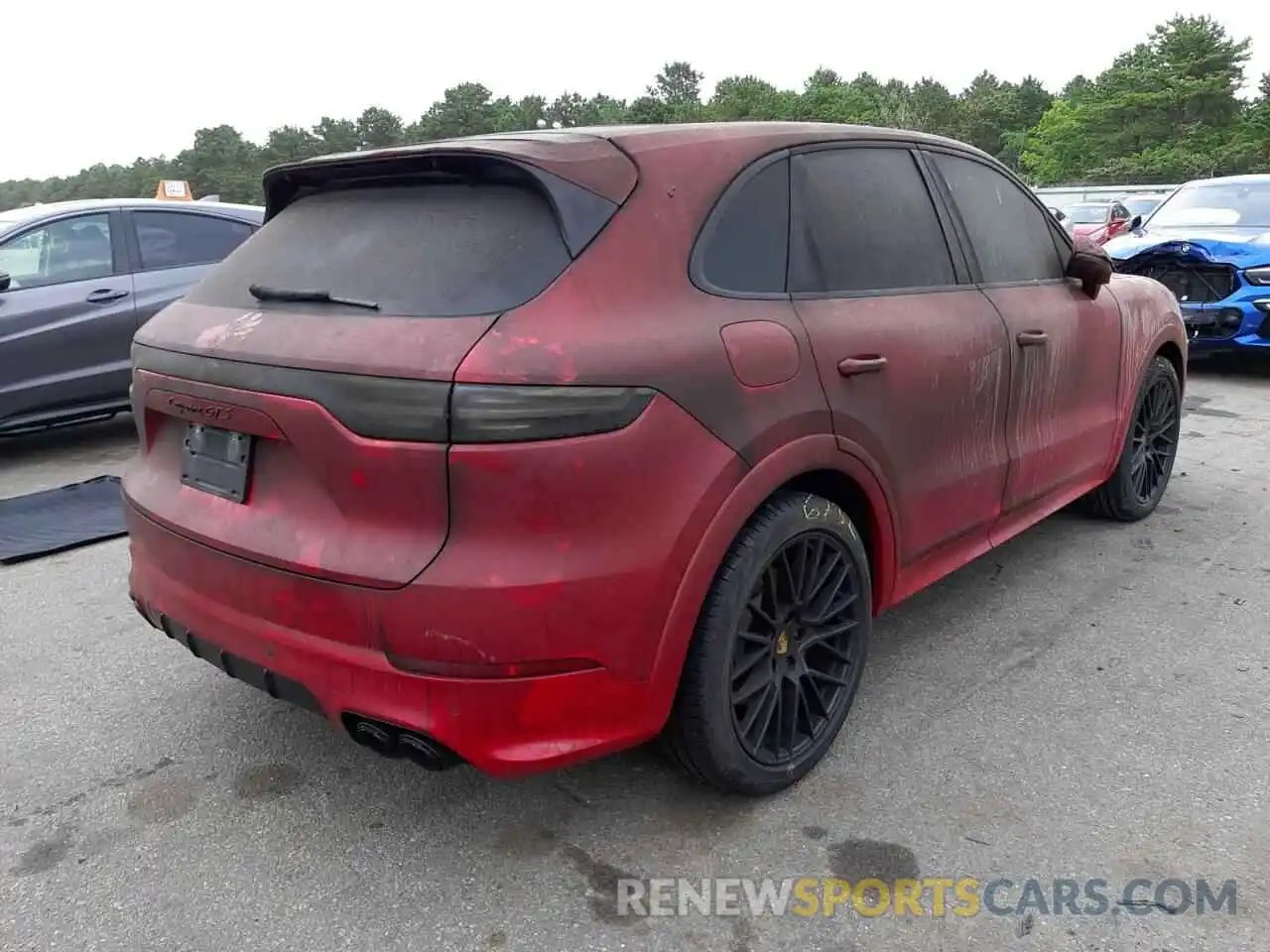 4 Photograph of a damaged car WP1AG2AY8MDA33986 PORSCHE CAYENNE 2021