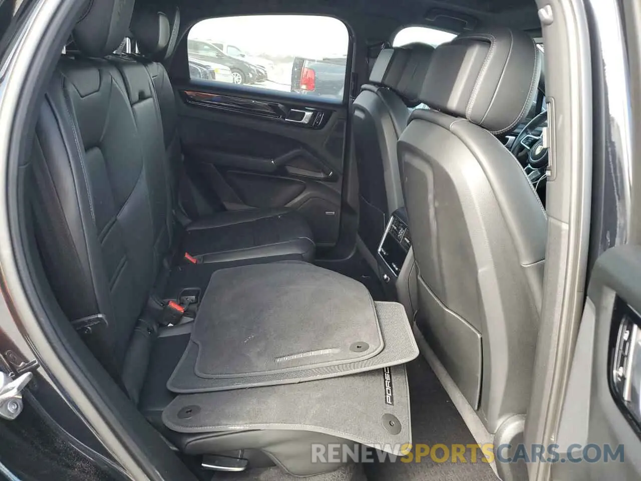 11 Photograph of a damaged car WP1BA2AY1MDA42096 PORSCHE CAYENNE 2021