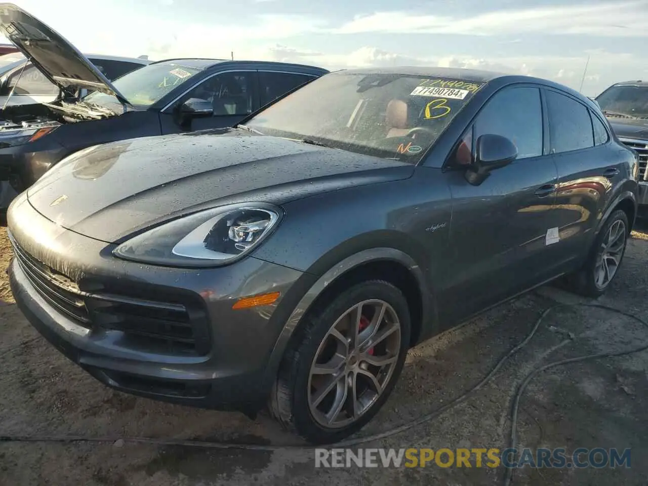 1 Photograph of a damaged car WP1BE2AY9MDA44196 PORSCHE CAYENNE 2021