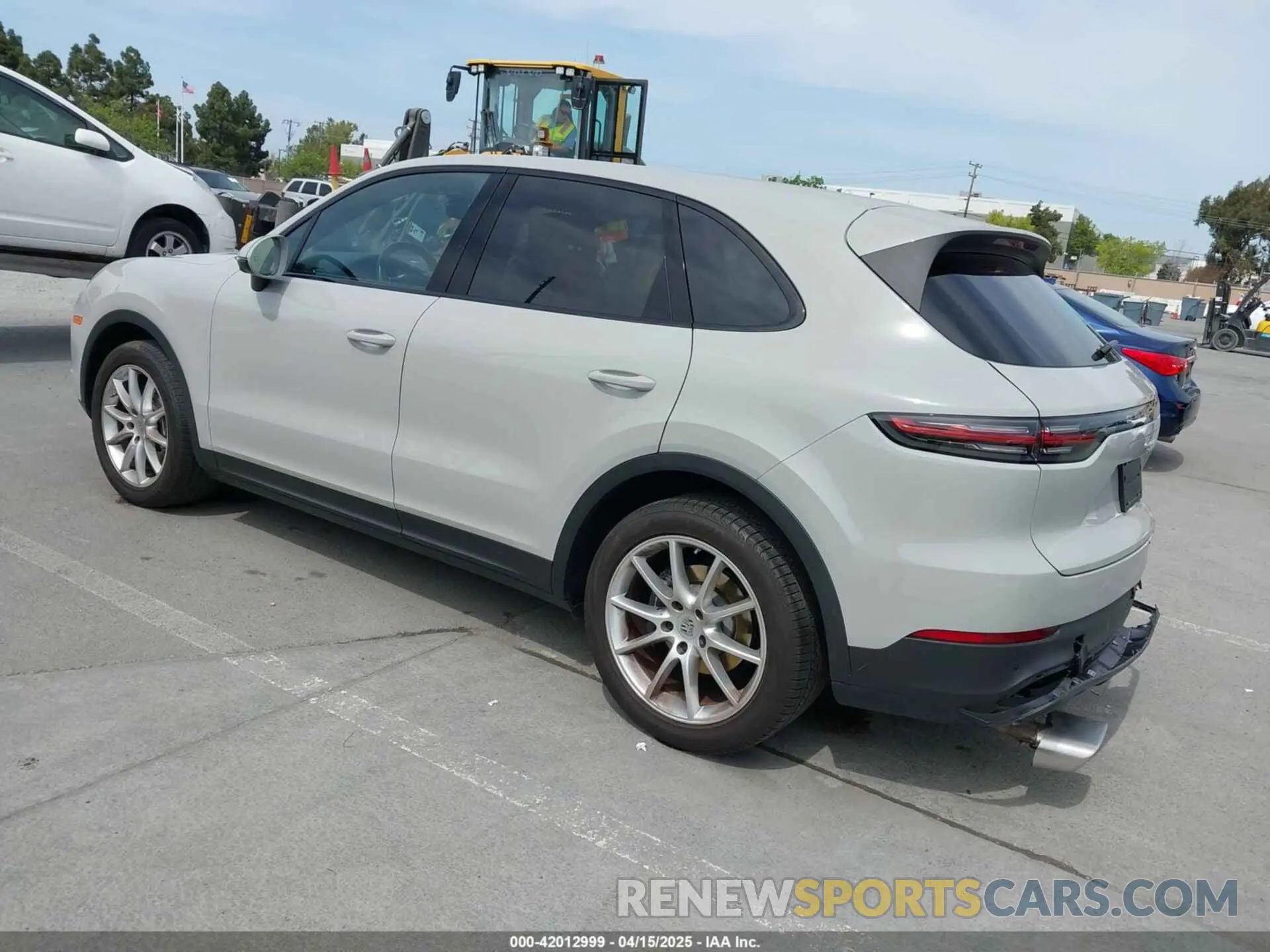 3 Photograph of a damaged car WP1AA2AY0NDA03531 PORSCHE CAYENNE 2022