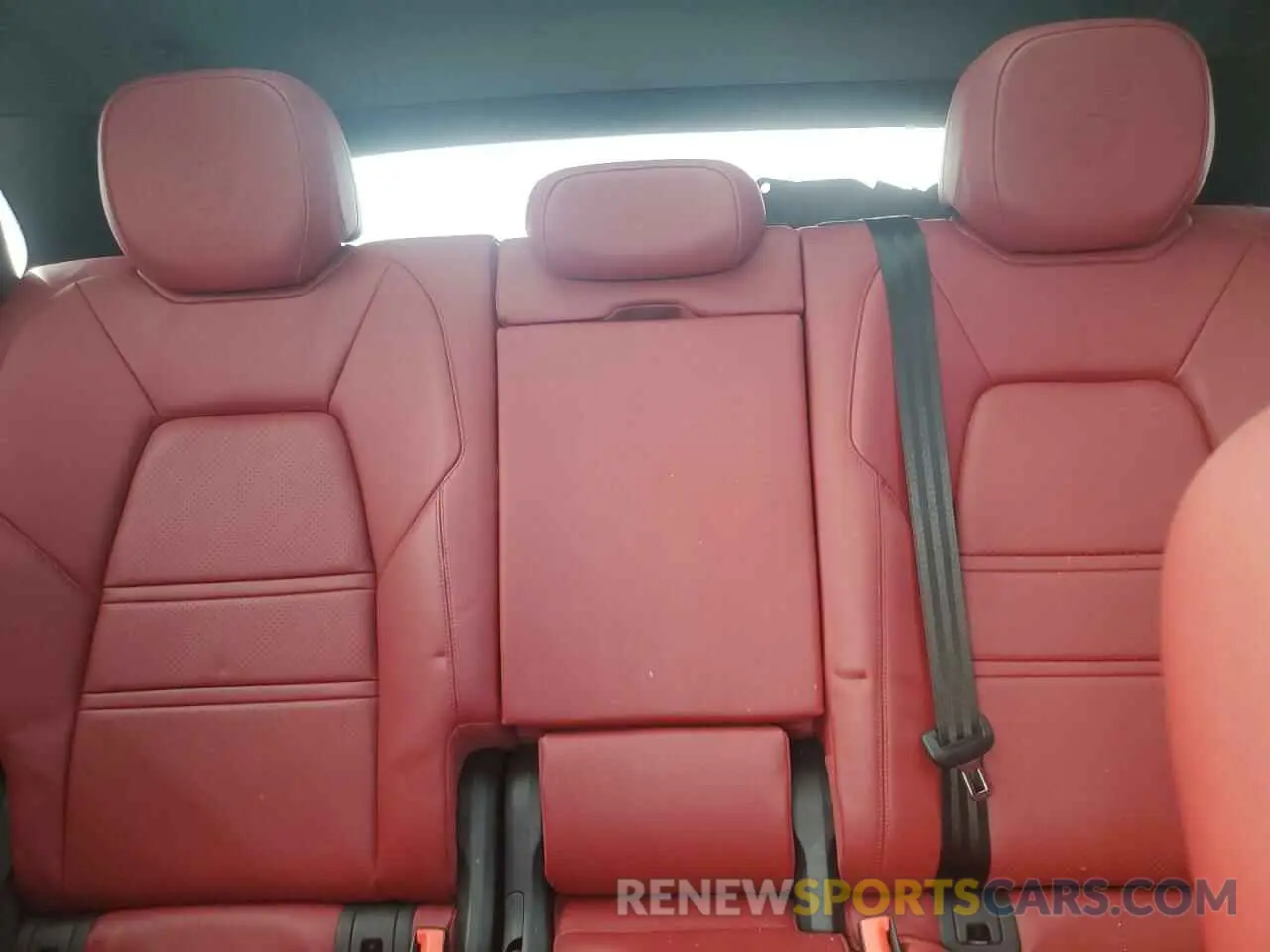 10 Photograph of a damaged car WP1AA2AY2NDA04695 PORSCHE CAYENNE 2022