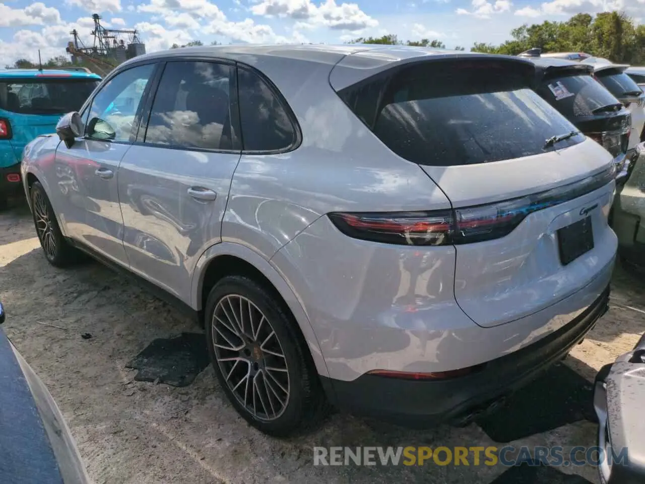6 Photograph of a damaged car WP1AA2AY4NDA05752 PORSCHE CAYENNE 2022