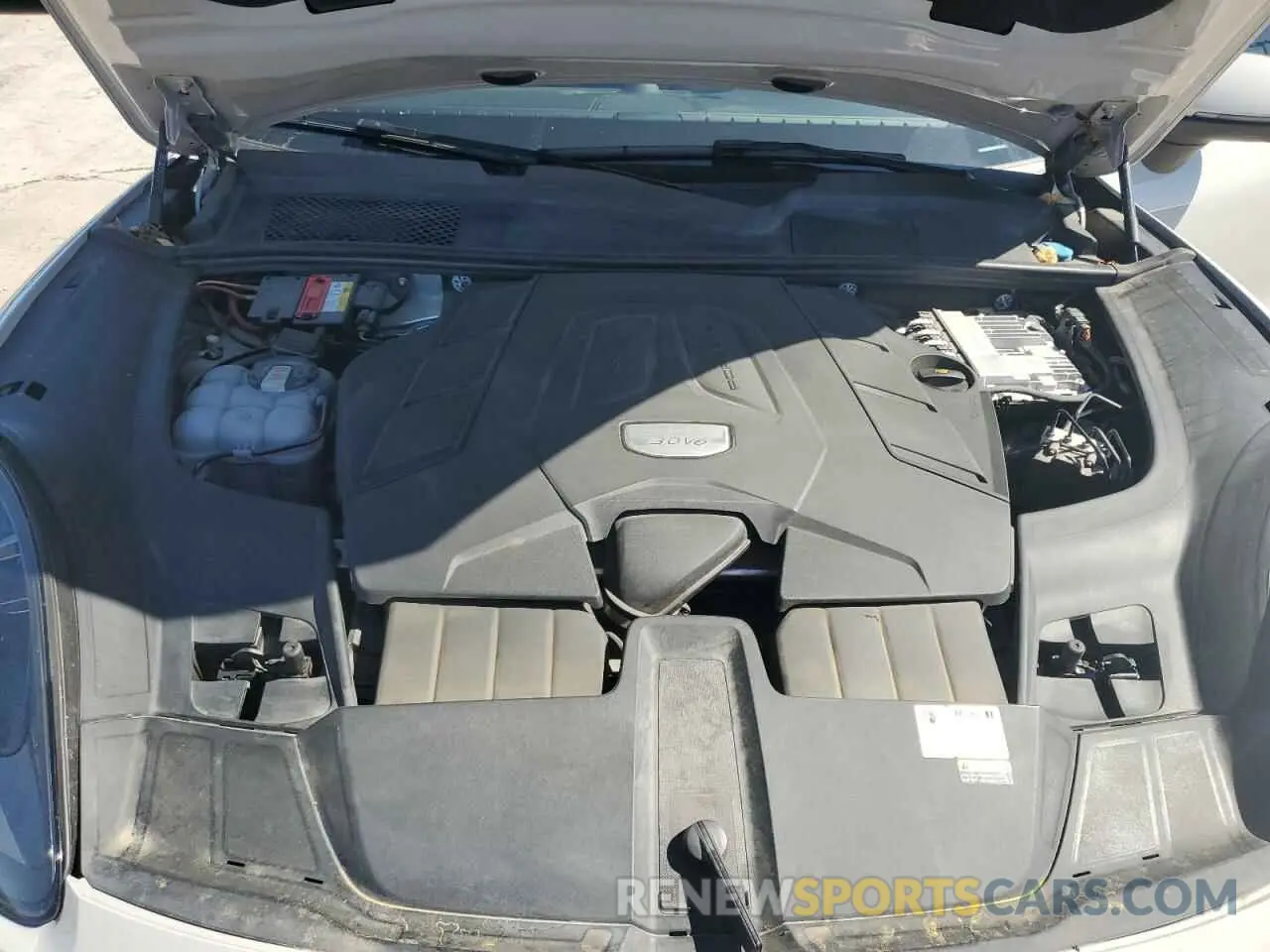 12 Photograph of a damaged car WP1AA2AY4NDA06108 PORSCHE CAYENNE 2022