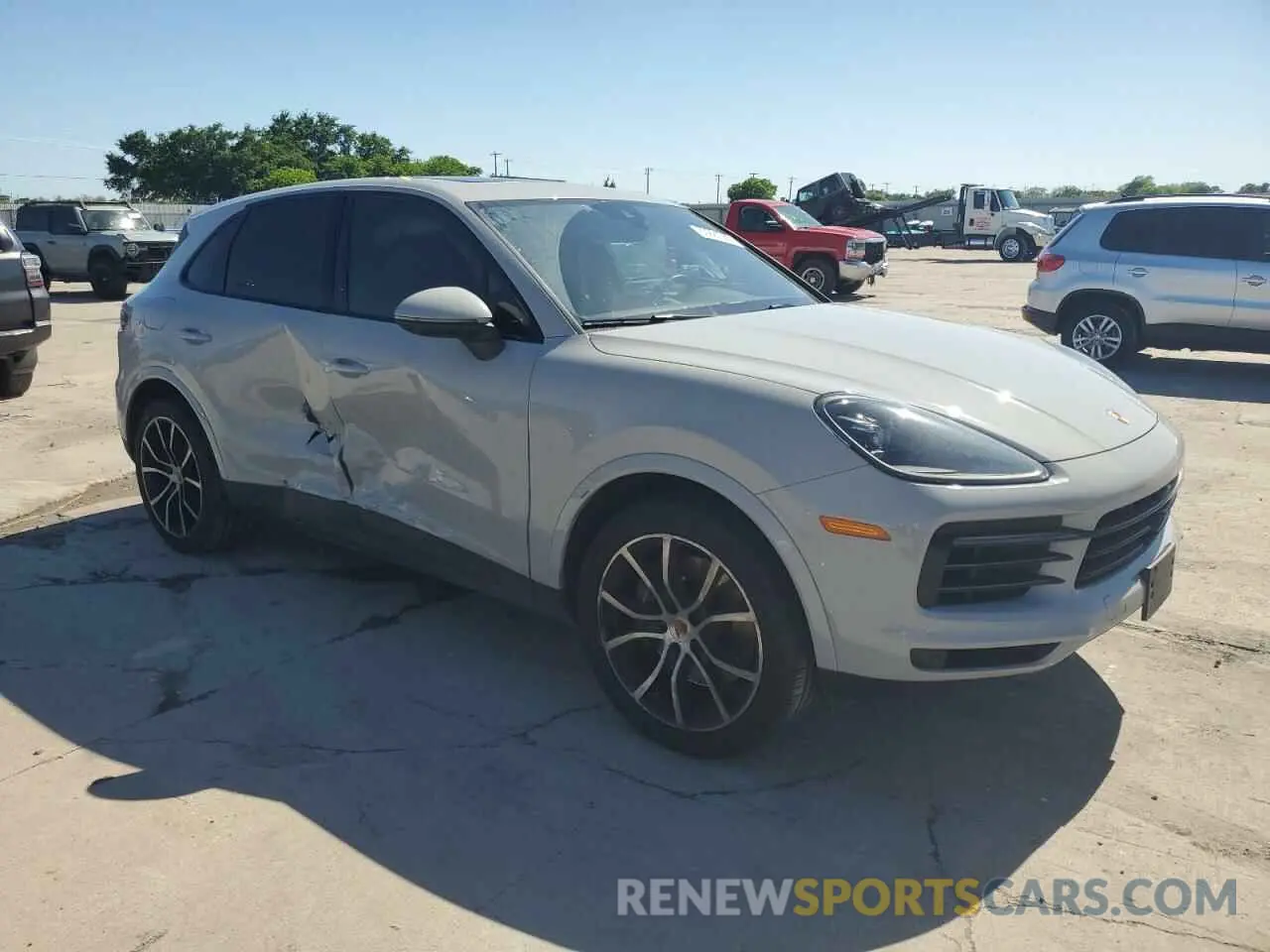 4 Photograph of a damaged car WP1AA2AY4NDA06108 PORSCHE CAYENNE 2022