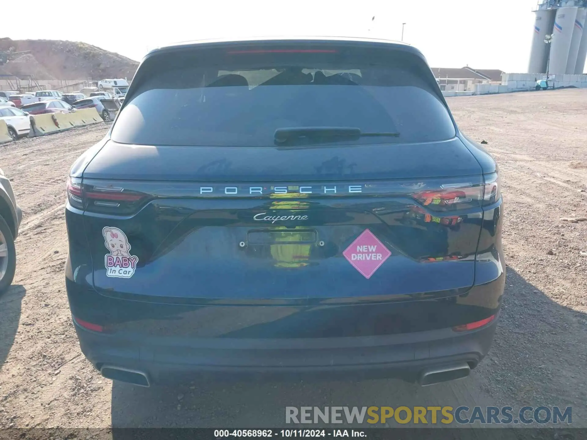 17 Photograph of a damaged car WP1AA2AY6NDA04103 PORSCHE CAYENNE 2022