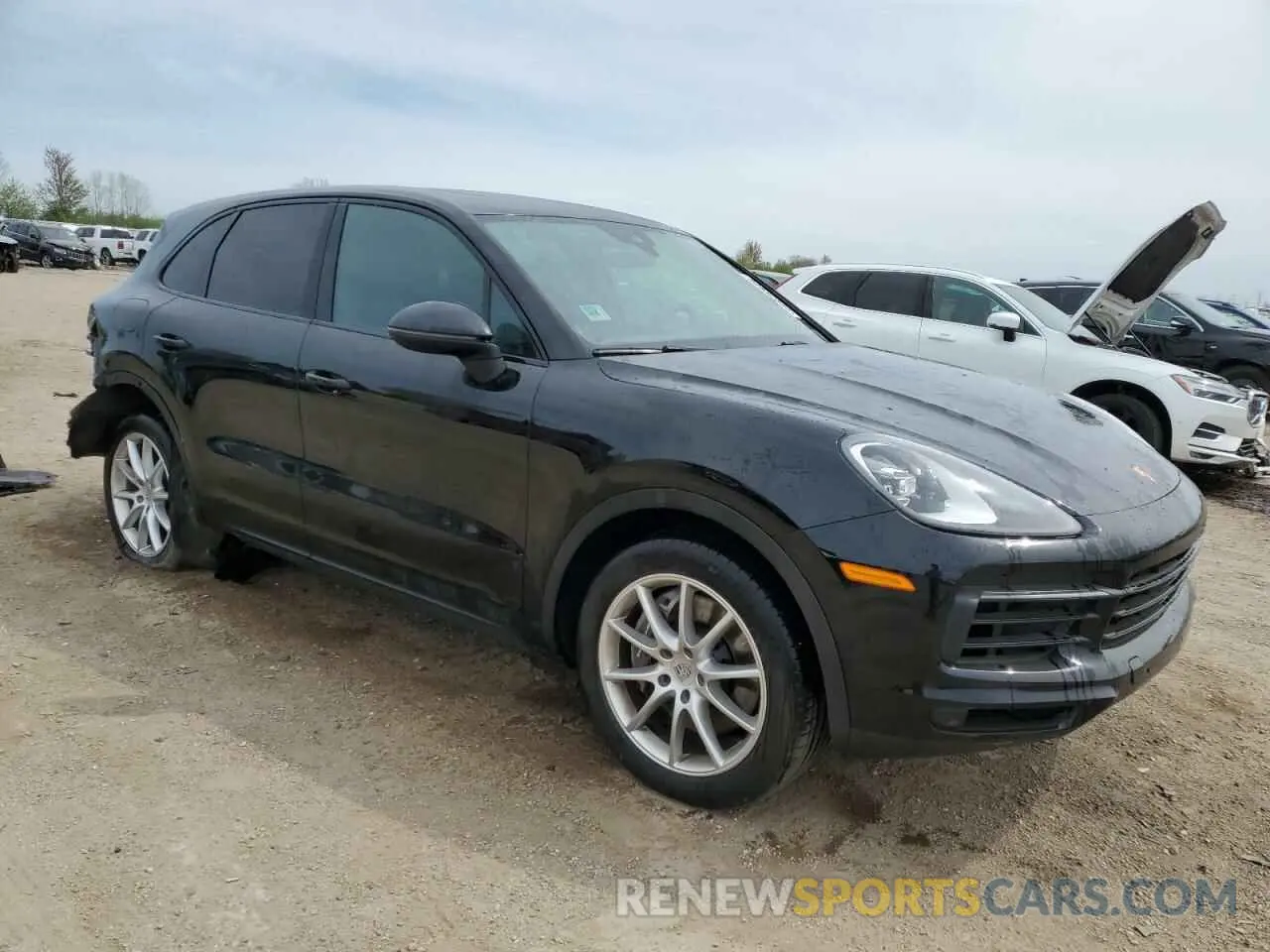 4 Photograph of a damaged car WP1AA2AY7NDA00593 PORSCHE CAYENNE 2022