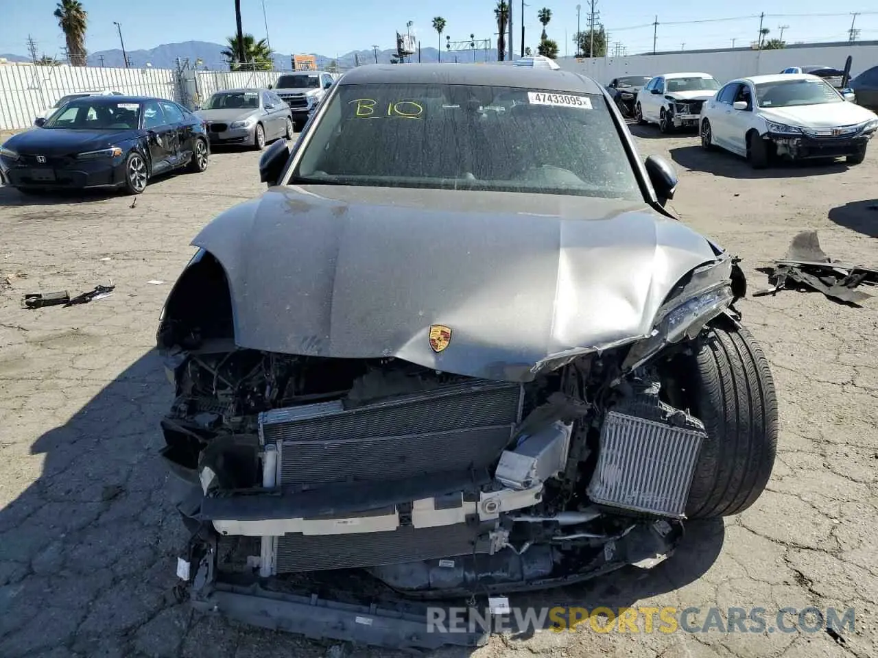 5 Photograph of a damaged car WP1AA2AY9NDA03317 PORSCHE CAYENNE 2022