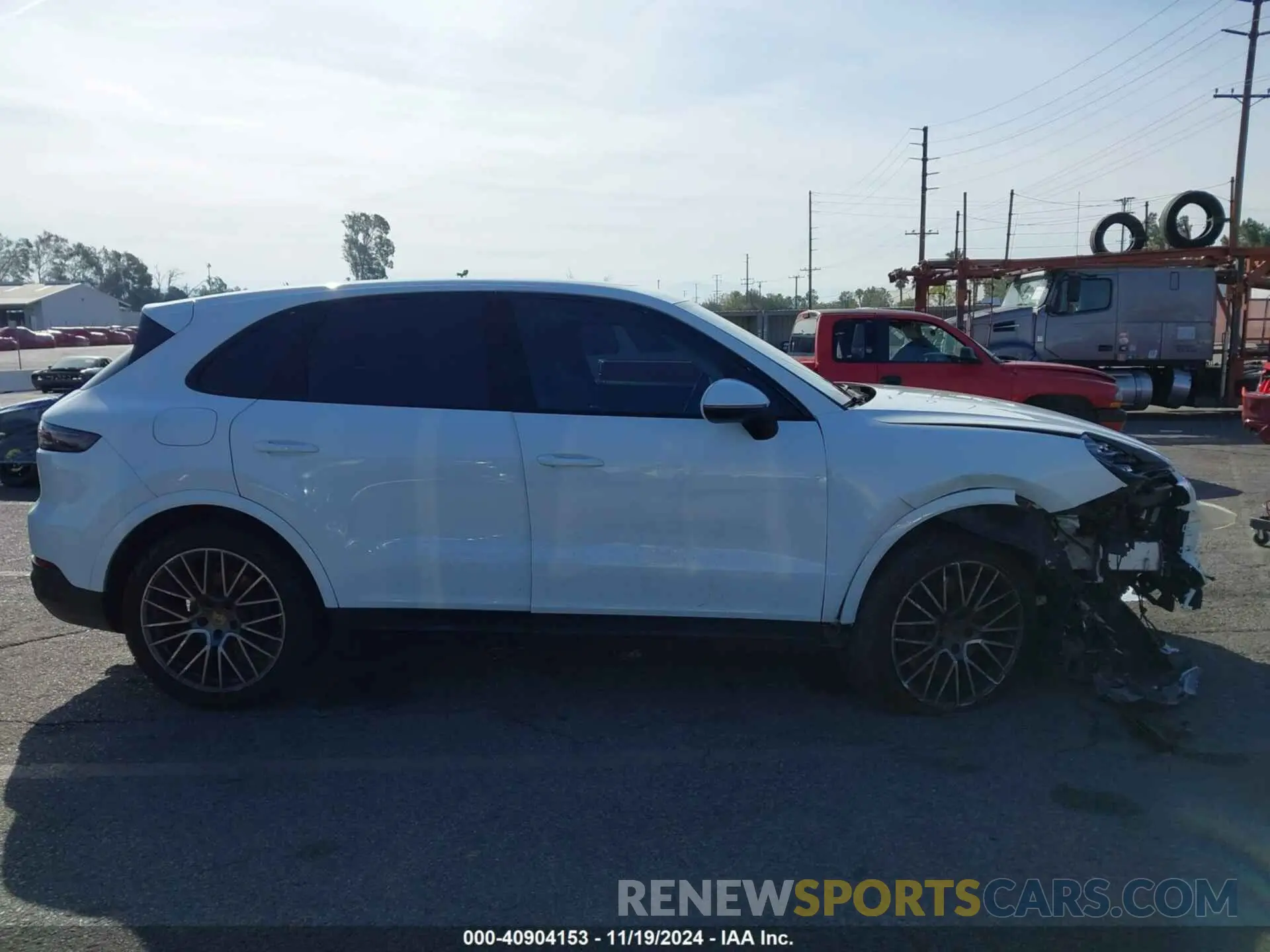 13 Photograph of a damaged car WP1AA2AY9NDA06671 PORSCHE CAYENNE 2022