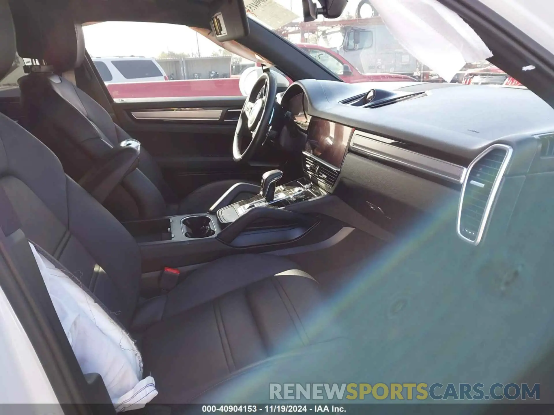 5 Photograph of a damaged car WP1AA2AY9NDA06671 PORSCHE CAYENNE 2022