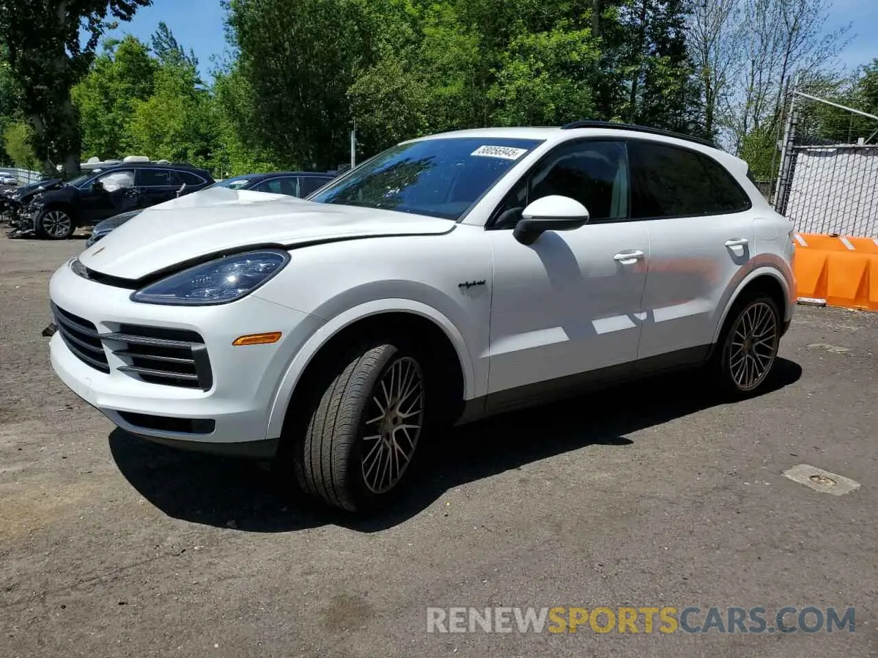 1 Photograph of a damaged car WP1AE2AY2NDA26913 PORSCHE CAYENNE 2022