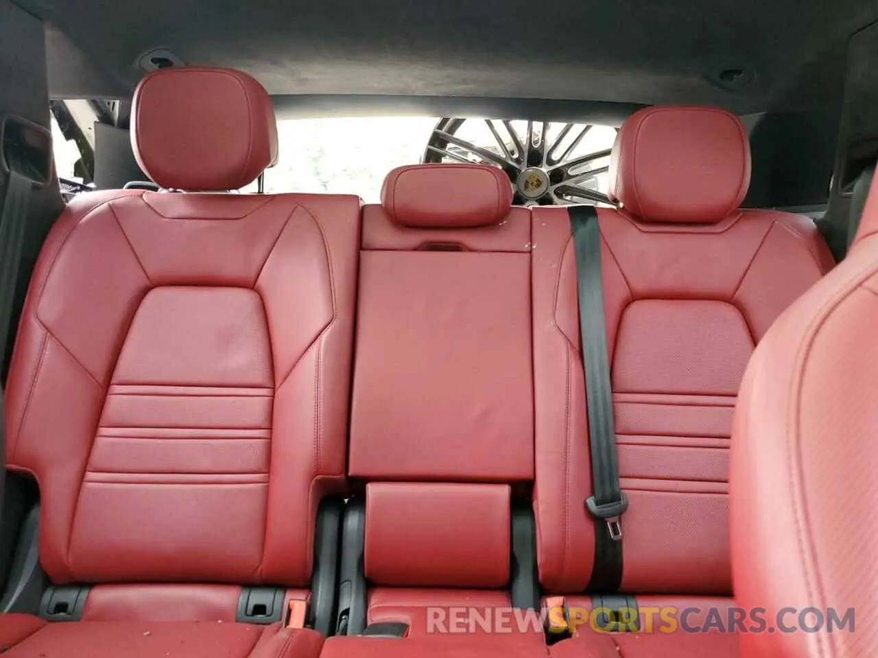 10 Photograph of a damaged car WP1AF2AY0NDA44064 PORSCHE CAYENNE 2022