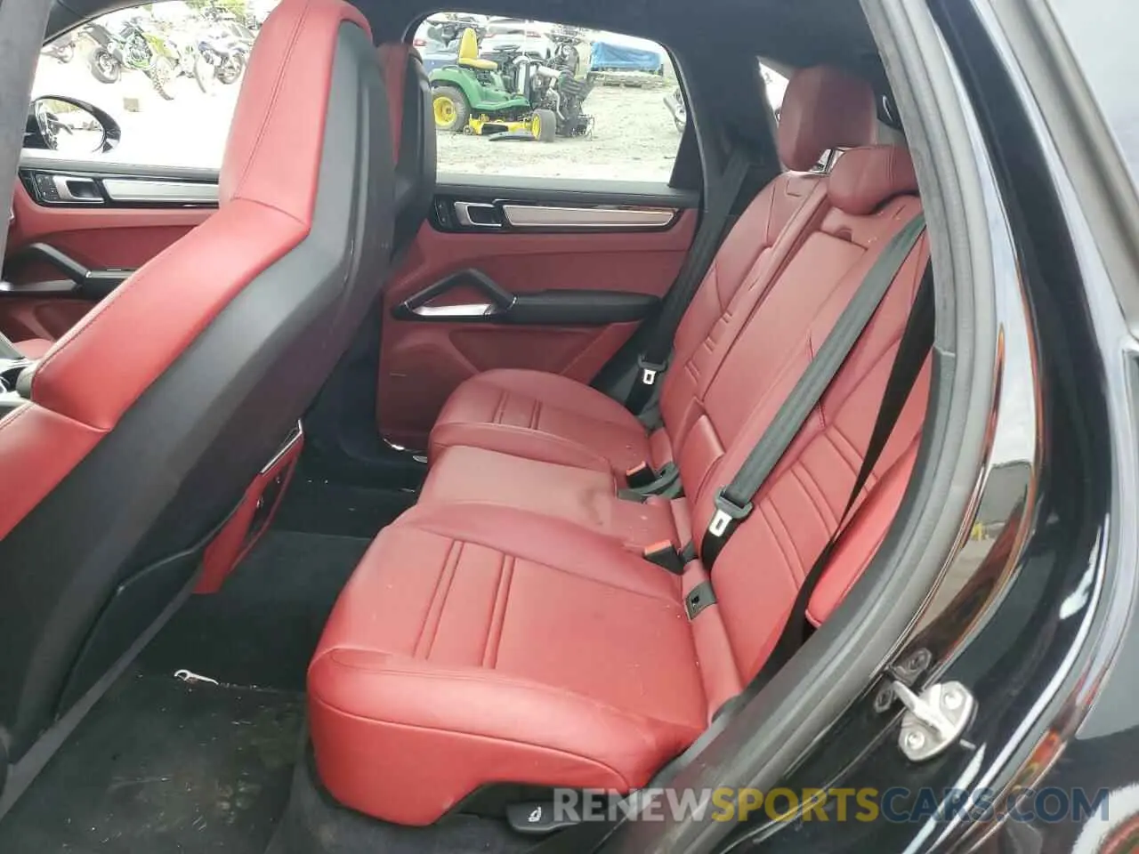11 Photograph of a damaged car WP1AF2AY0NDA44064 PORSCHE CAYENNE 2022
