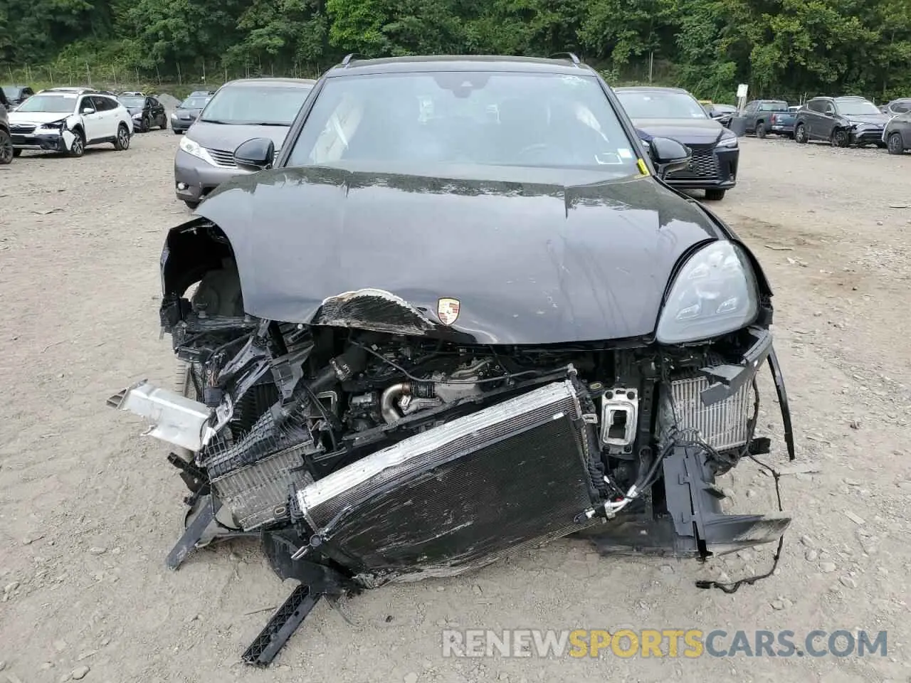 5 Photograph of a damaged car WP1AF2AY6NDA44196 PORSCHE CAYENNE 2022