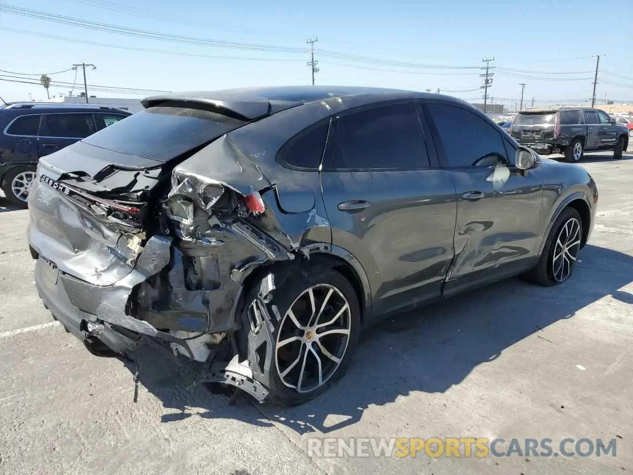 3 Photograph of a damaged car WP1BA2AY0NDA49154 PORSCHE CAYENNE 2022