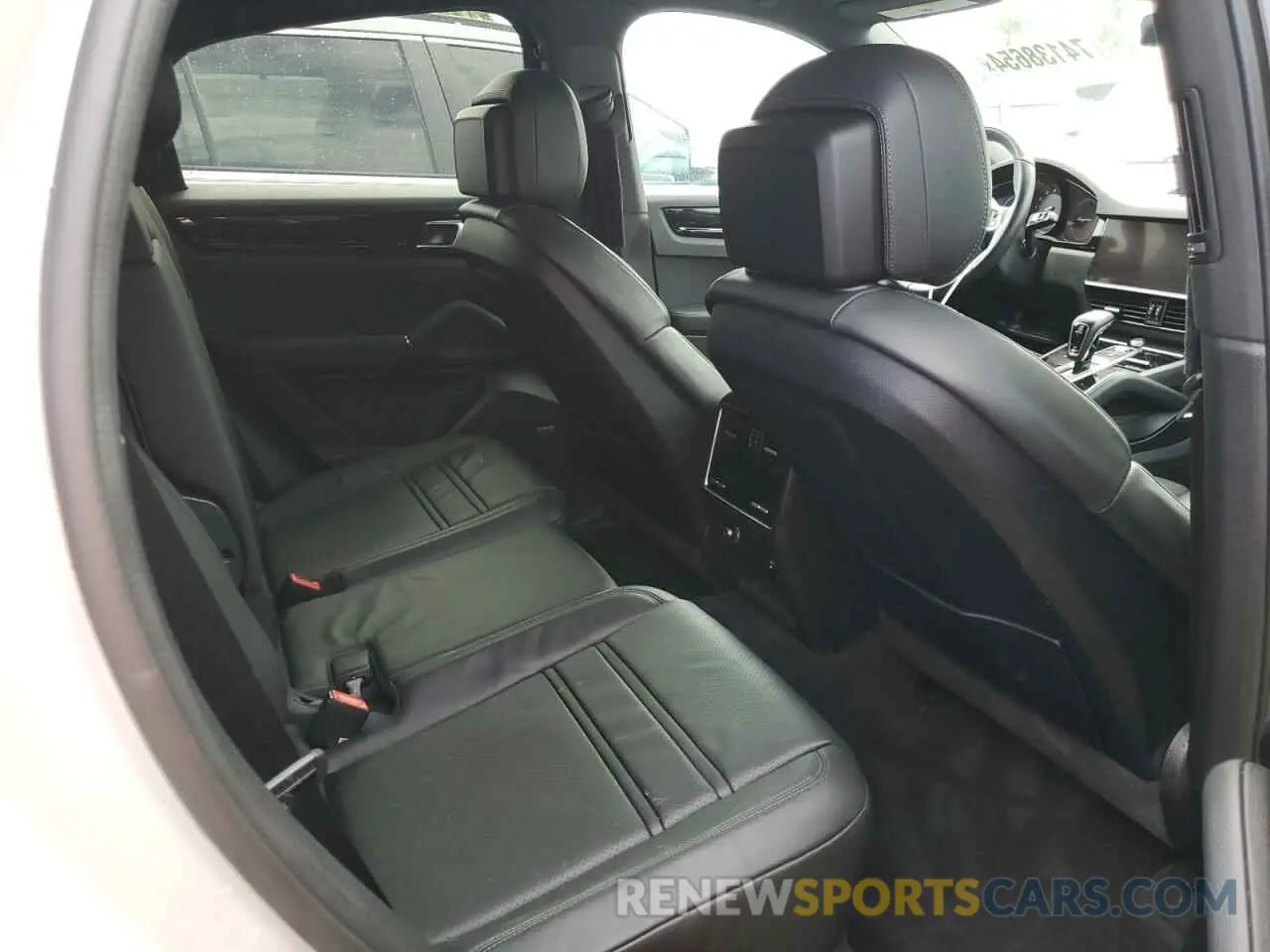 10 Photograph of a damaged car WP1BA2AYXNDA49033 PORSCHE CAYENNE 2022