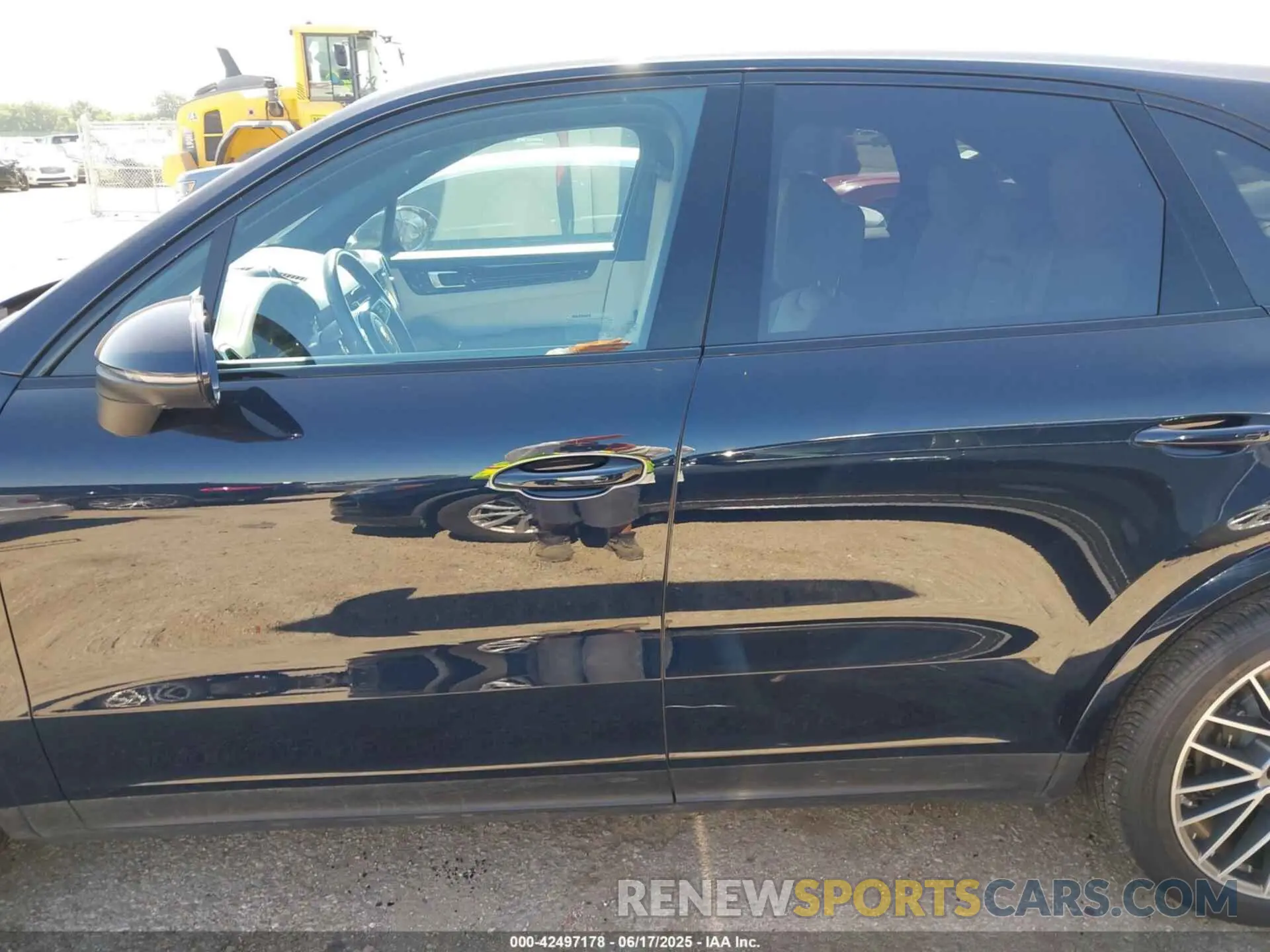 15 Photograph of a damaged car WP1AA2AY8PDA07863 PORSCHE CAYENNE 2023