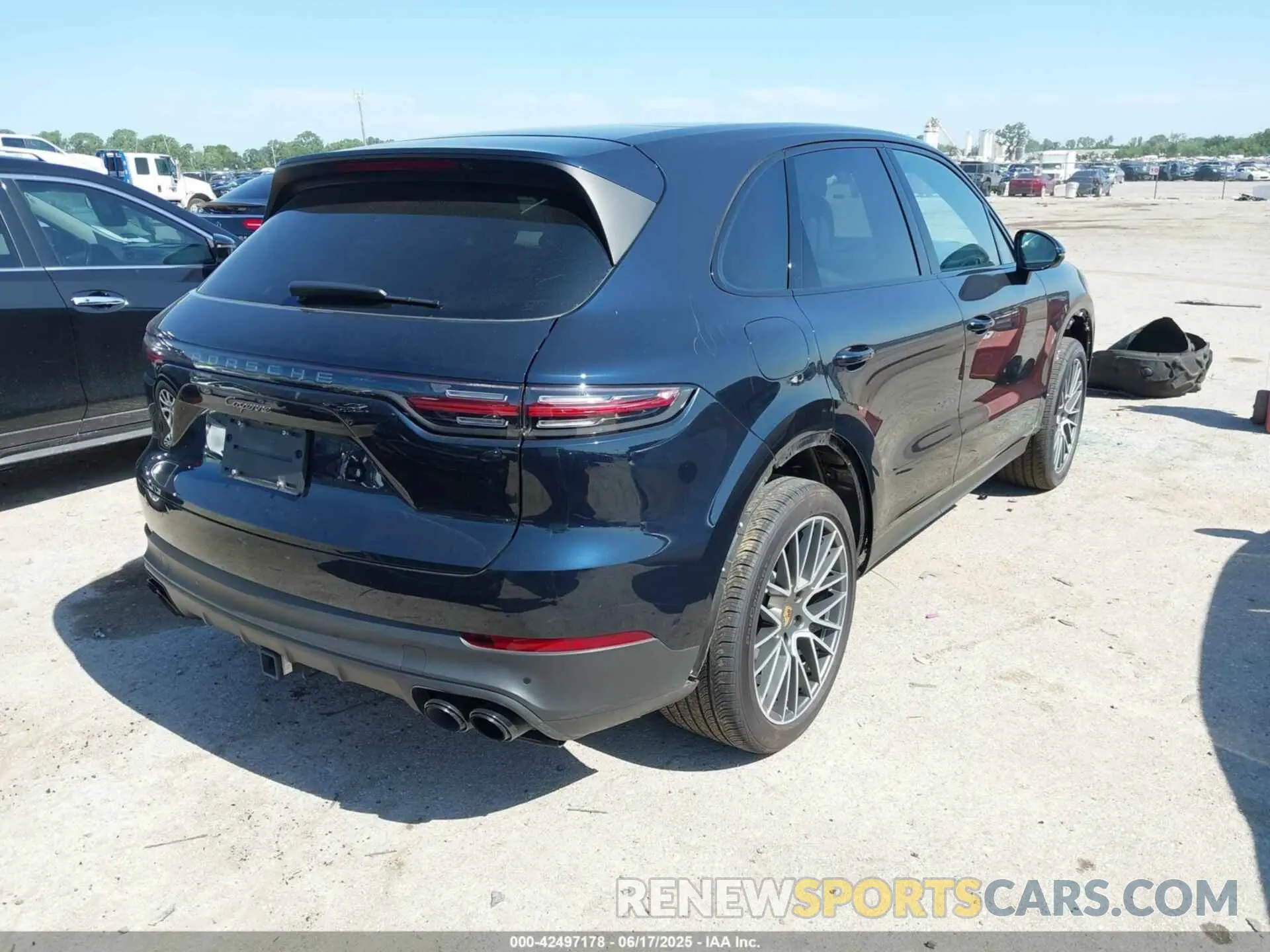 4 Photograph of a damaged car WP1AA2AY8PDA07863 PORSCHE CAYENNE 2023