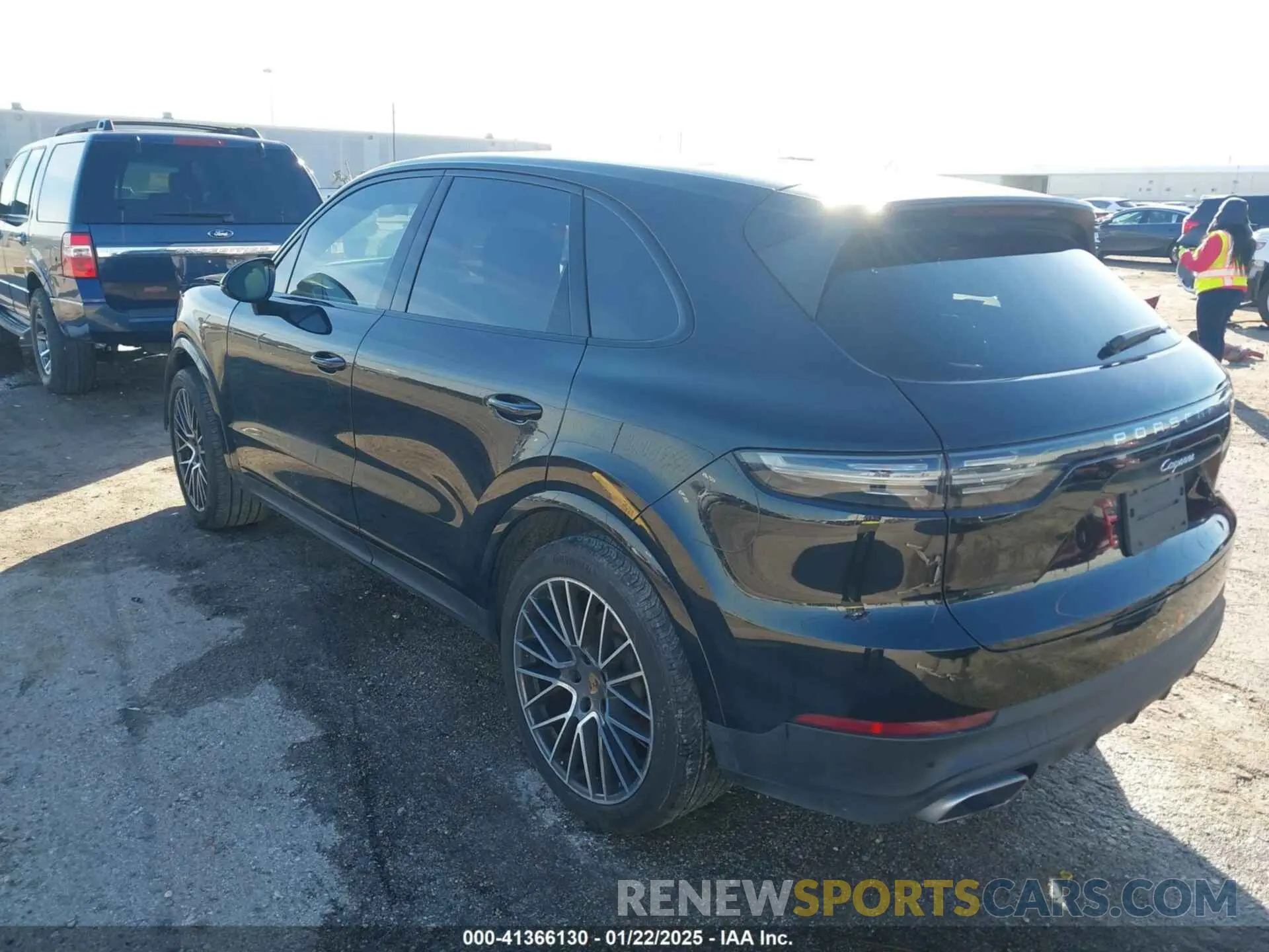 3 Photograph of a damaged car WP1AA2AYXPDA11185 PORSCHE CAYENNE 2023