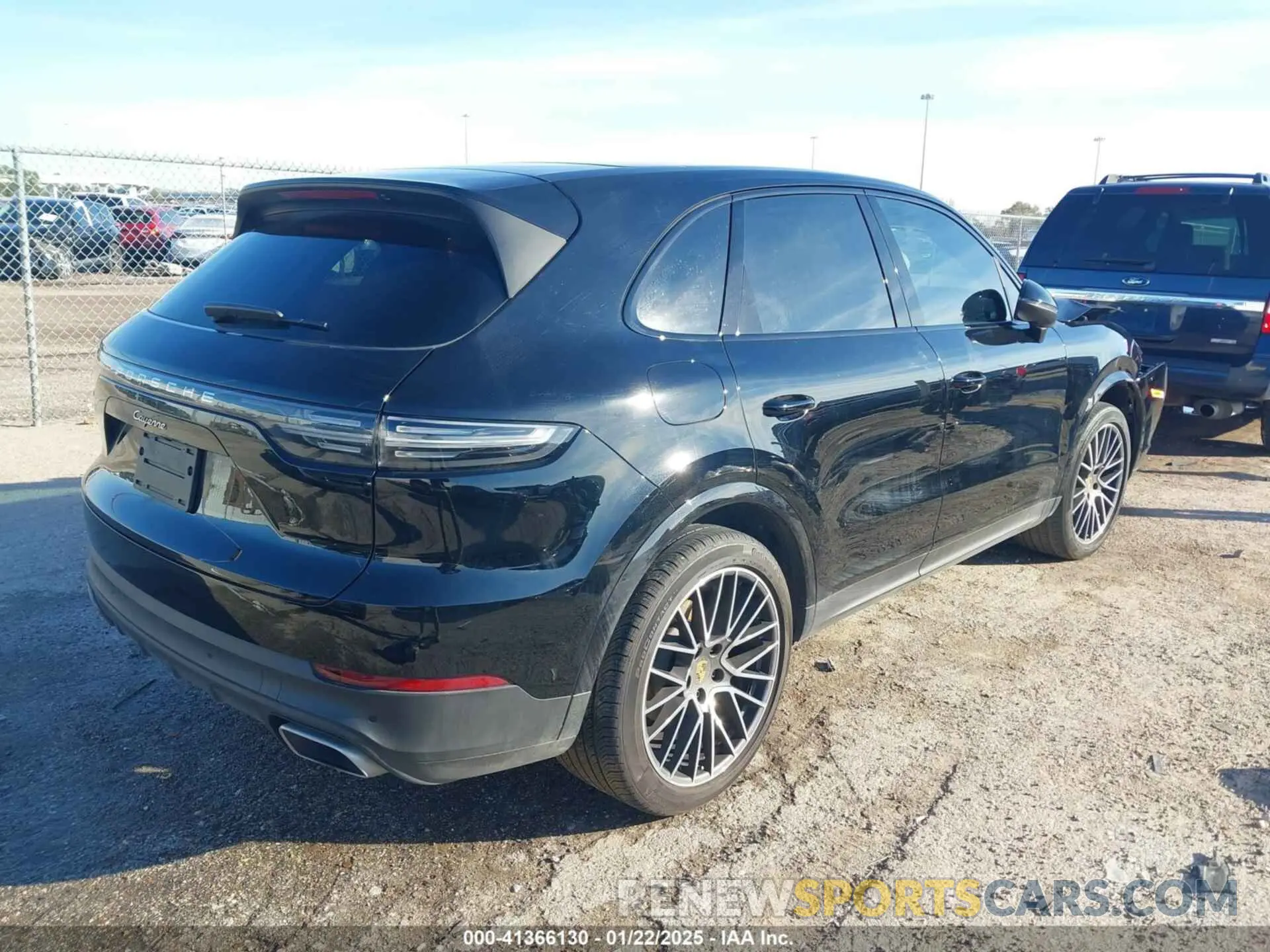 4 Photograph of a damaged car WP1AA2AYXPDA11185 PORSCHE CAYENNE 2023