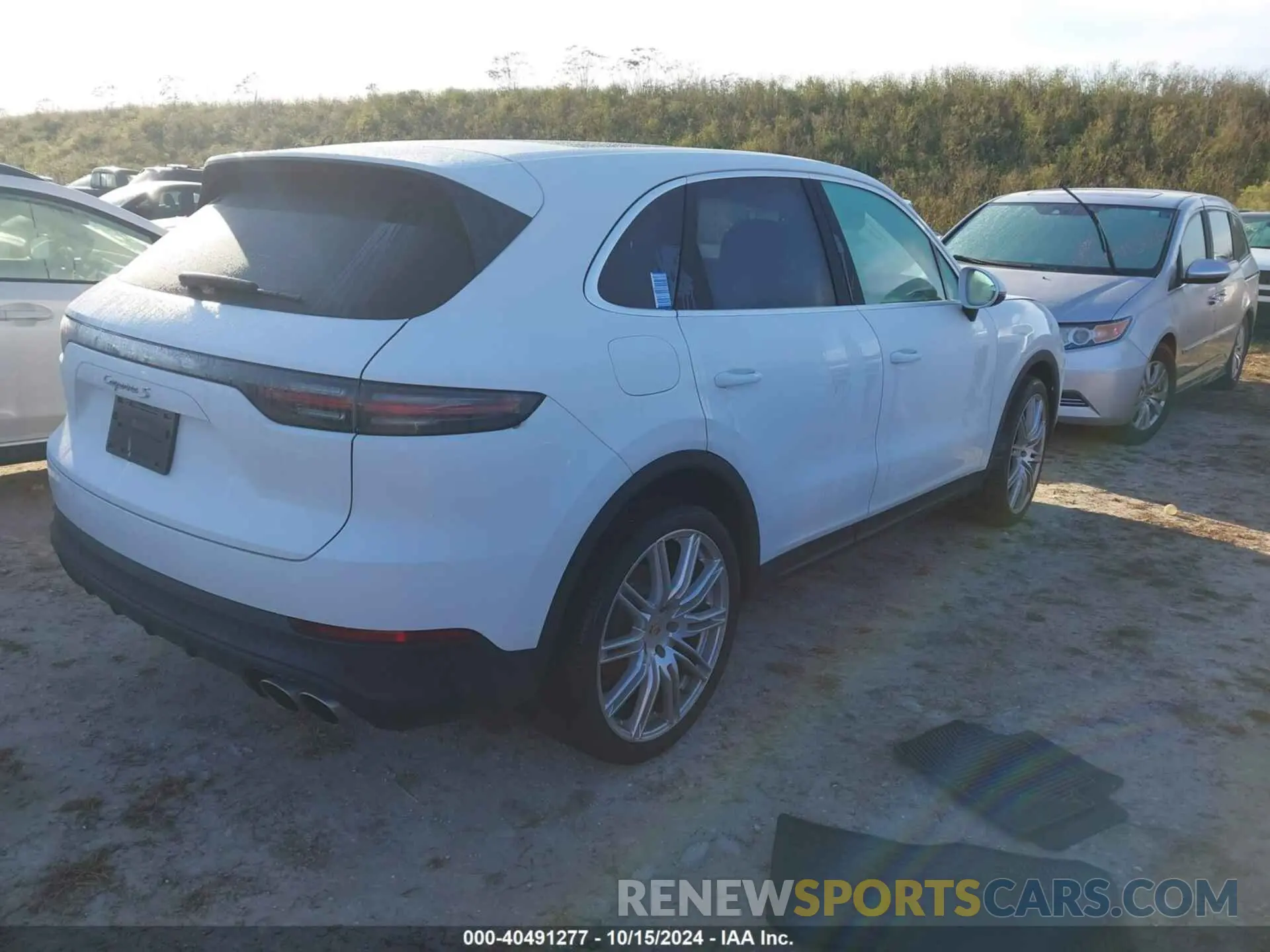 4 Photograph of a damaged car WP1AB2AY5PDA14055 PORSCHE CAYENNE 2023