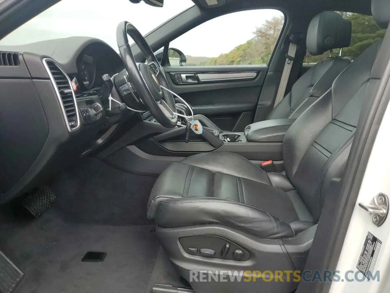 7 Photograph of a damaged car WP1BA2AY3PDA25501 PORSCHE CAYENNE 2023