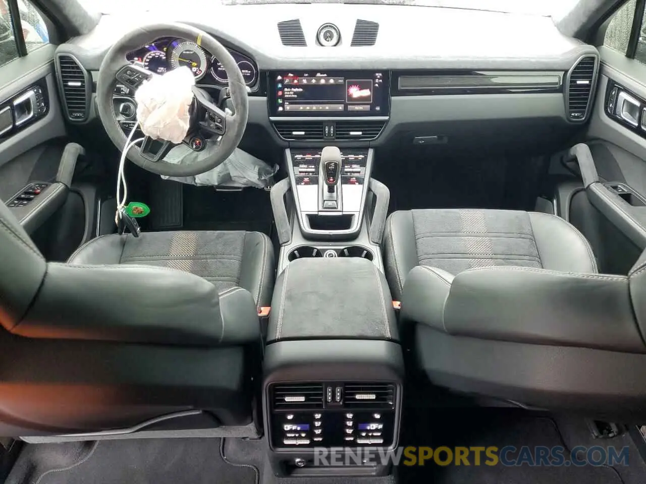 8 Photograph of a damaged car WP1BK2AY8PDA39066 PORSCHE CAYENNE 2023