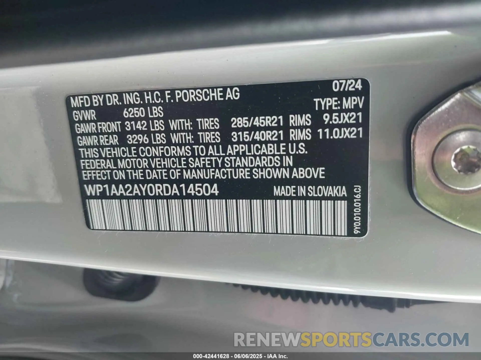9 Photograph of a damaged car WP1AA2AY0RDA14504 PORSCHE CAYENNE 2024
