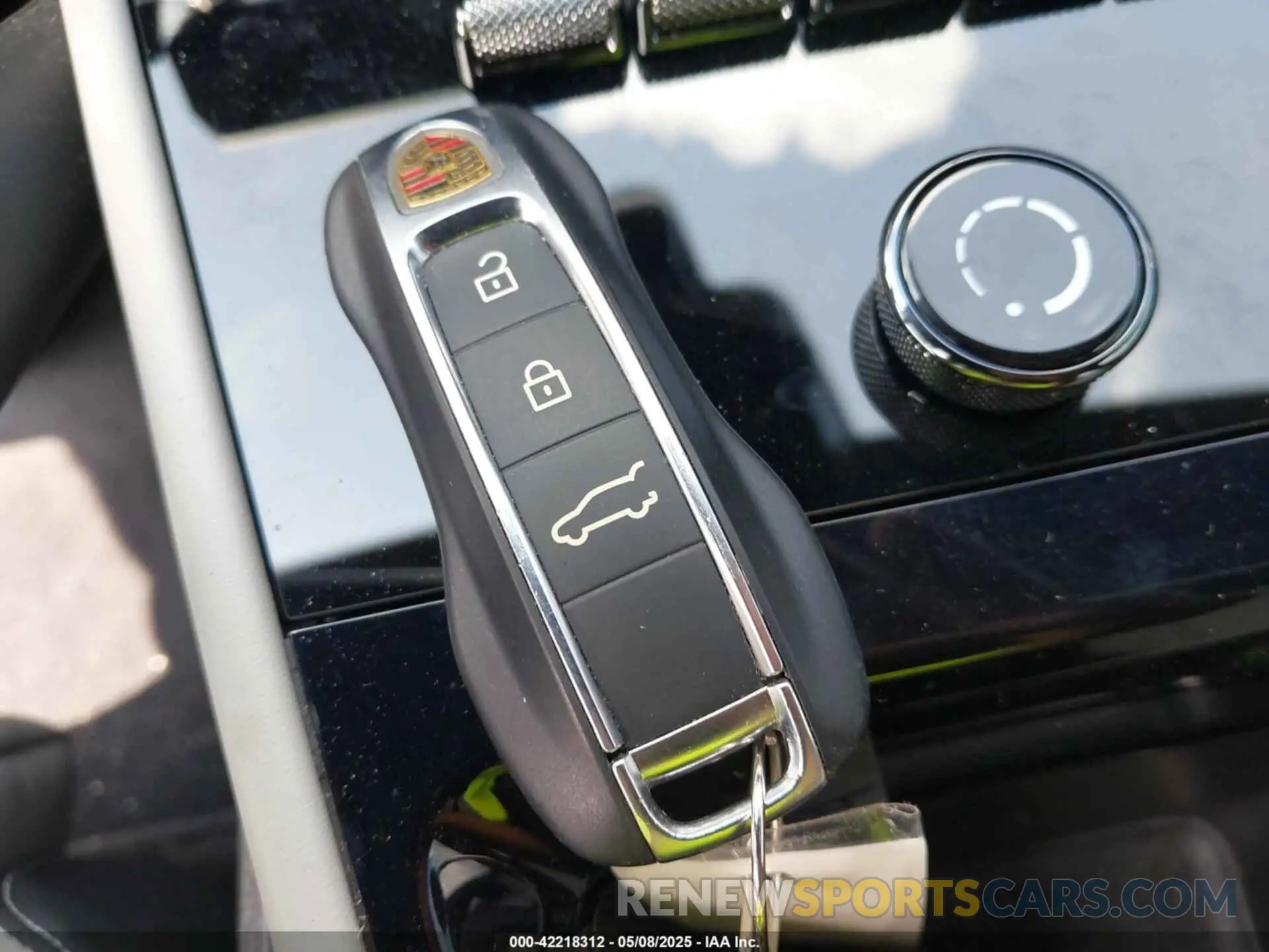 11 Photograph of a damaged car WP1AA2AY2RDA02192 PORSCHE CAYENNE 2024