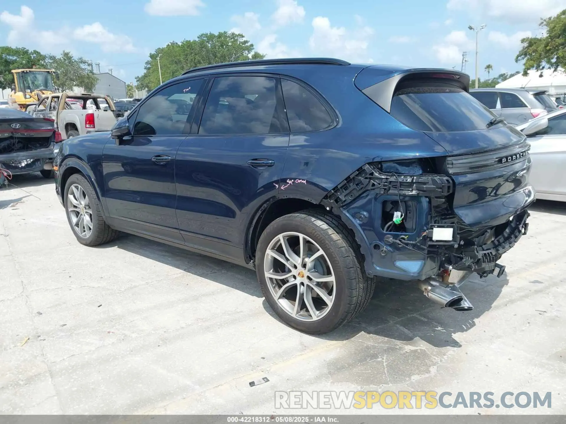 3 Photograph of a damaged car WP1AA2AY2RDA02192 PORSCHE CAYENNE 2024