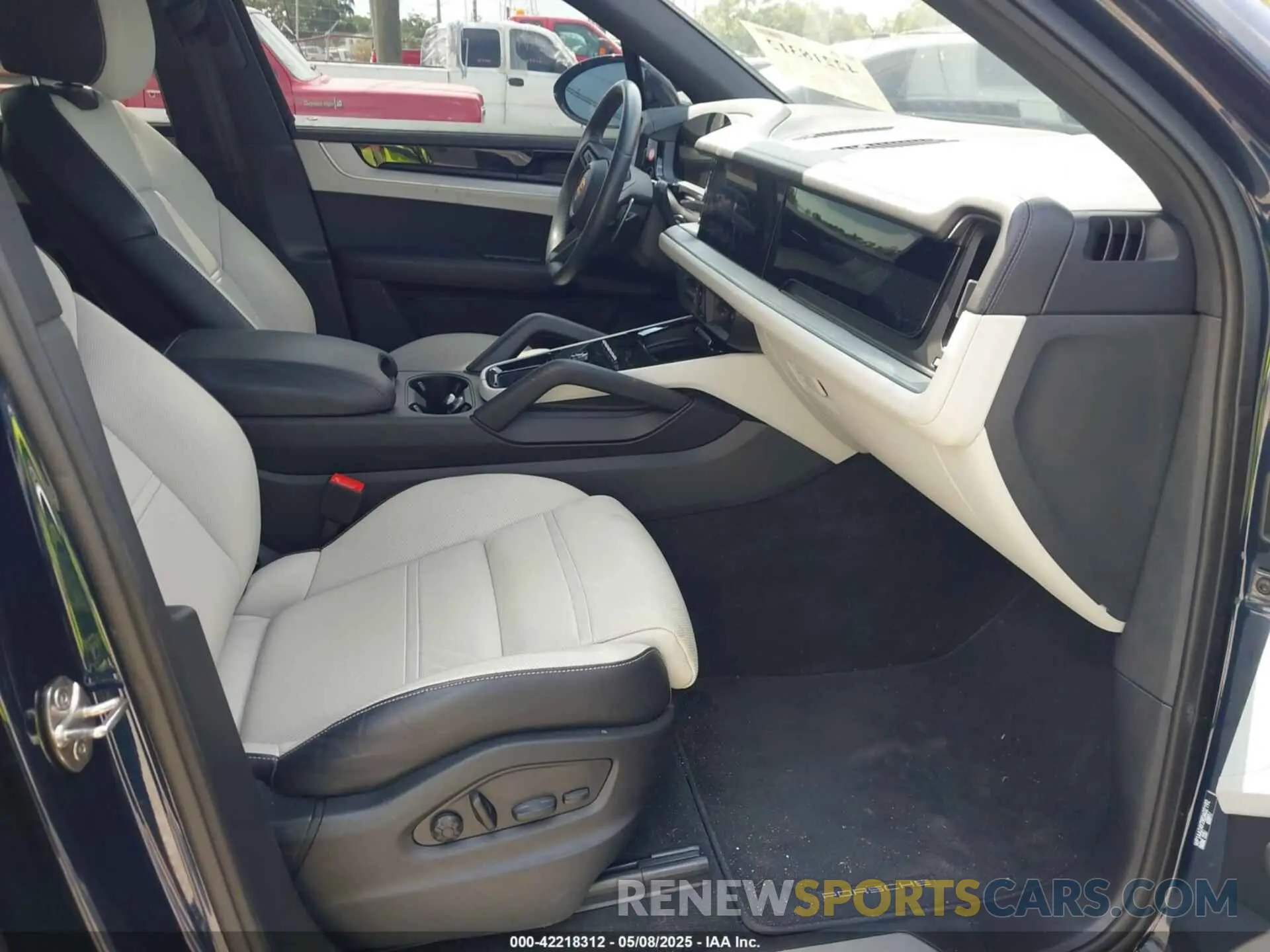5 Photograph of a damaged car WP1AA2AY2RDA02192 PORSCHE CAYENNE 2024