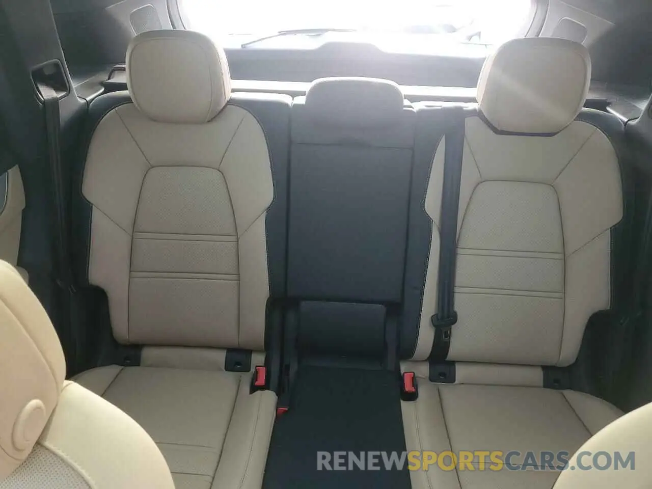 10 Photograph of a damaged car WP1AA2AY2RDA07716 PORSCHE CAYENNE 2024