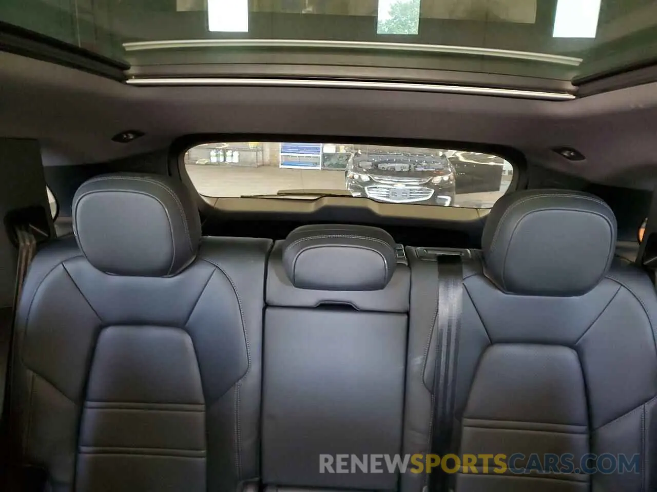 10 Photograph of a damaged car WP1AA2AY3RDA12553 PORSCHE CAYENNE 2024