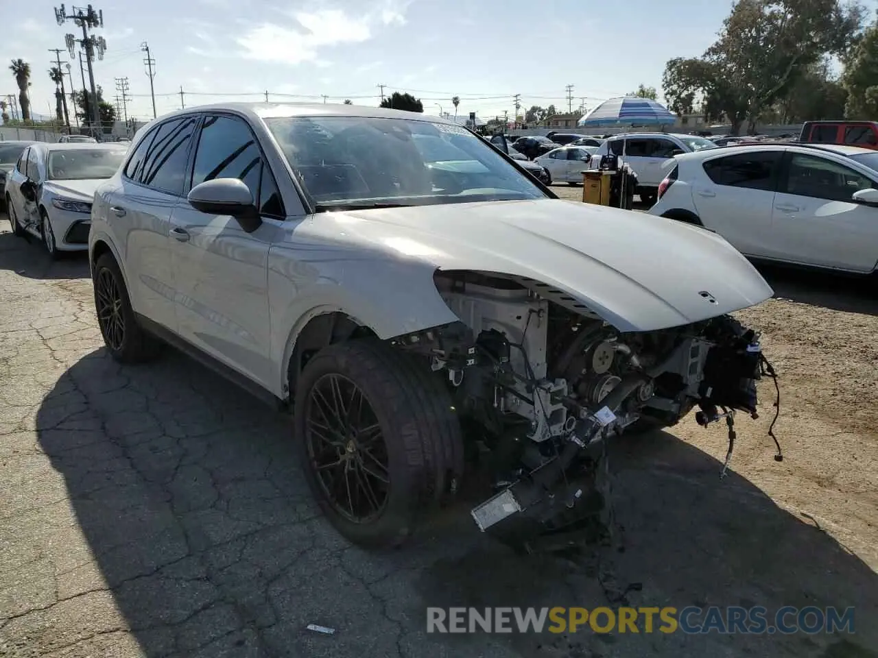 4 Photograph of a damaged car WP1AA2AY5RDA13168 PORSCHE CAYENNE 2024