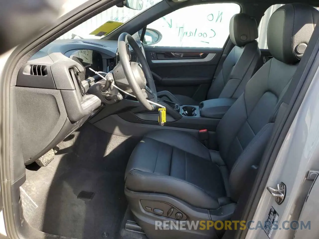 7 Photograph of a damaged car WP1AA2AY5RDA13168 PORSCHE CAYENNE 2024